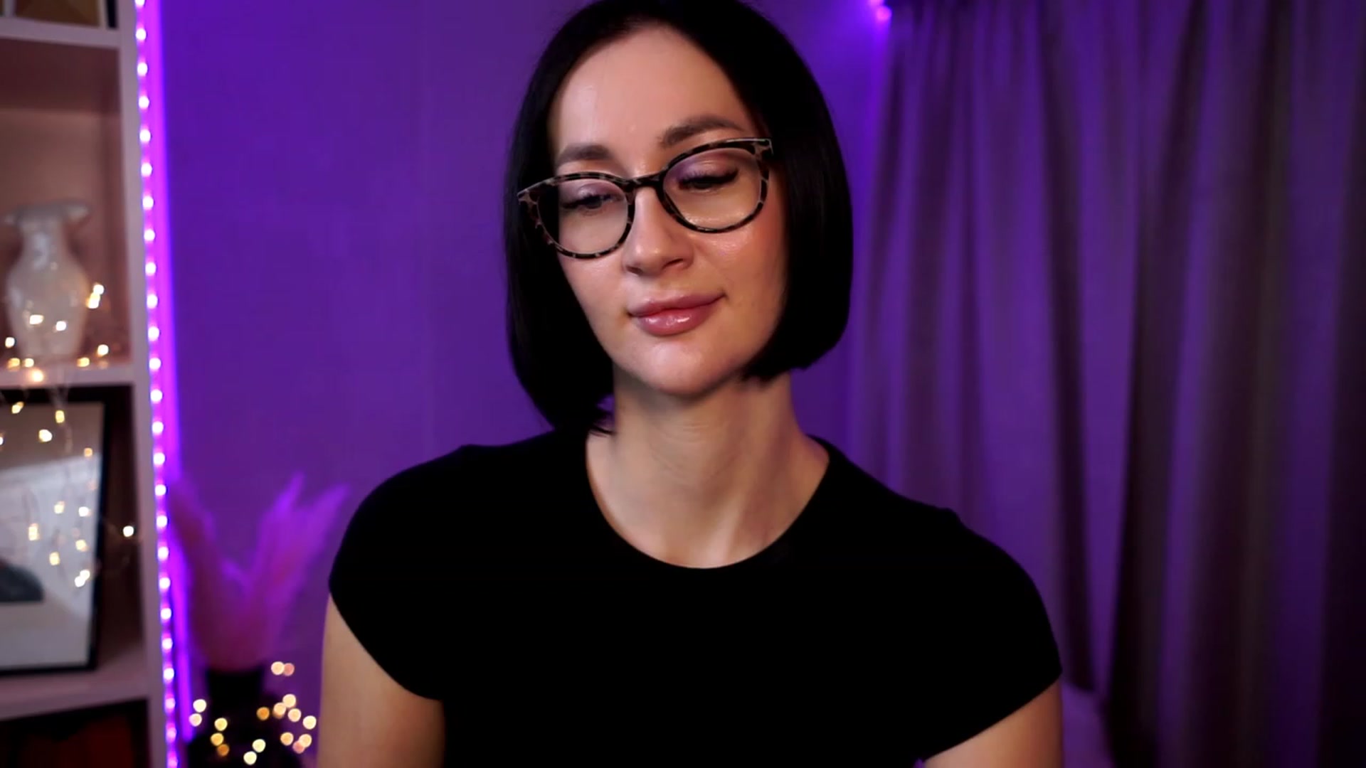 Gallery image thumbnail from Queen_Dasha's myfreecams stream on, 11/29/2023, 18:19 image 9 of 20