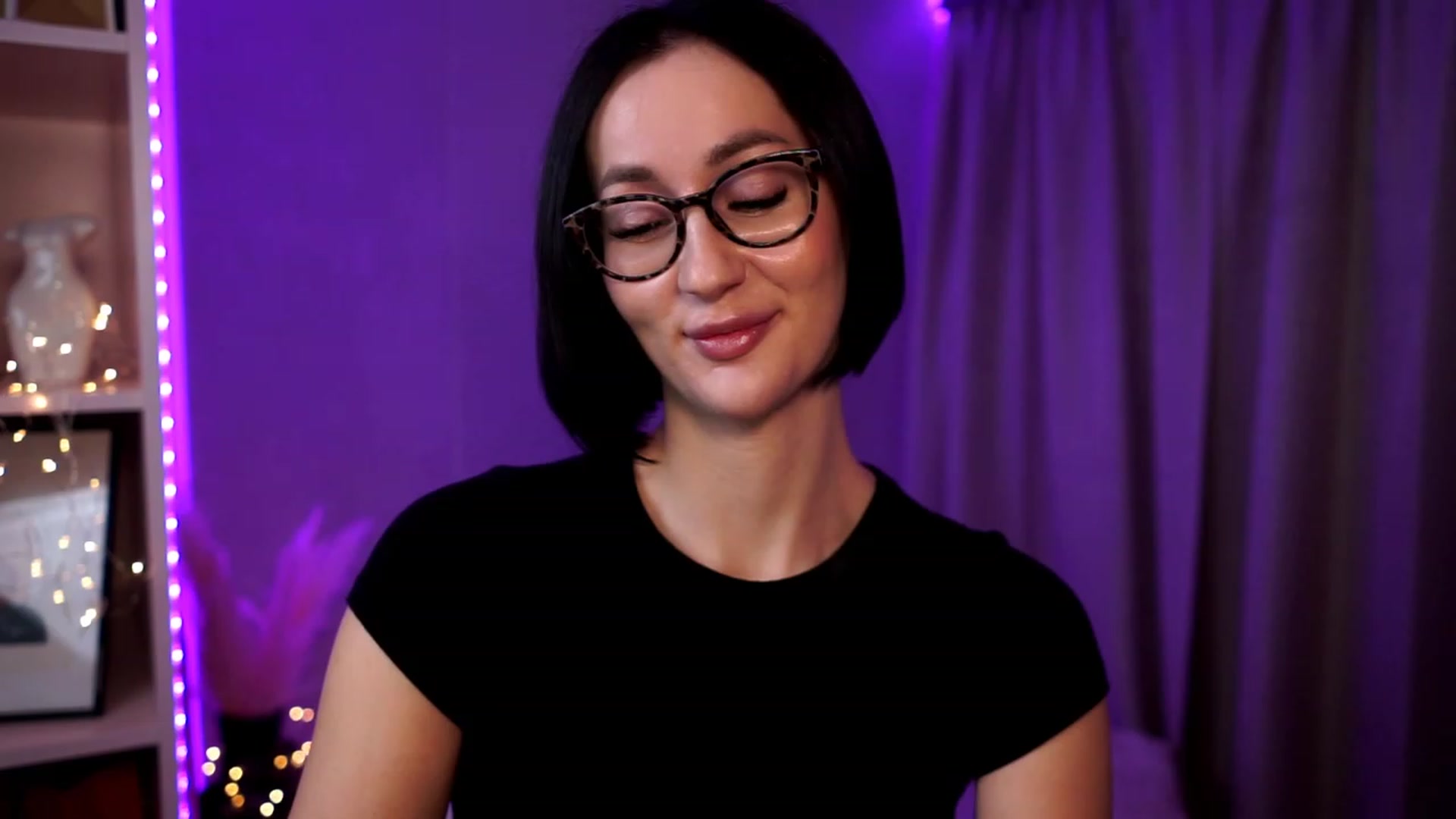 Gallery image thumbnail from Queen_Dasha's myfreecams stream on, 11/29/2023, 18:19 image 7 of 20