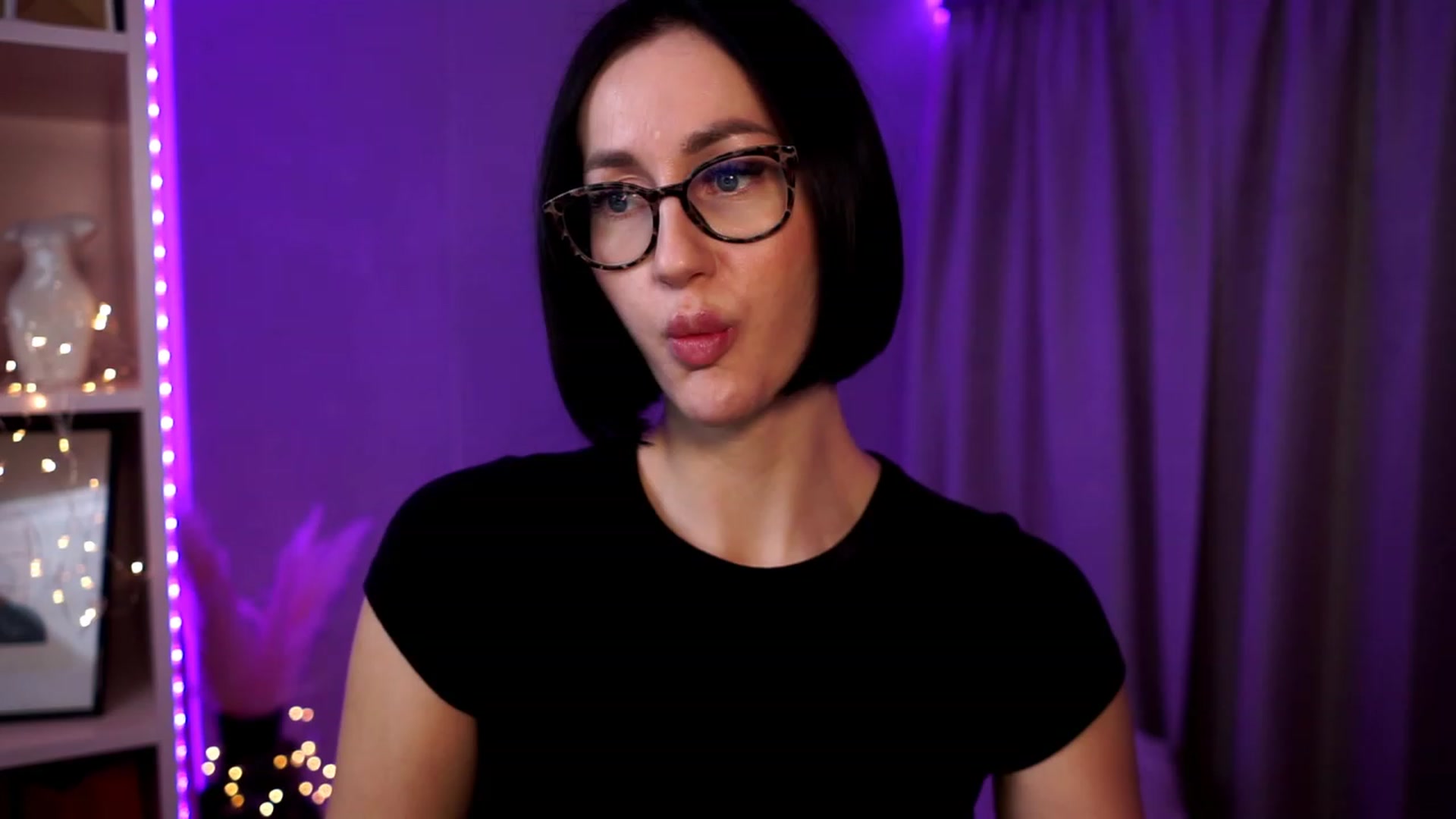 Gallery image thumbnail from Queen_Dasha's myfreecams stream on, 11/29/2023, 18:19 image 5 of 20