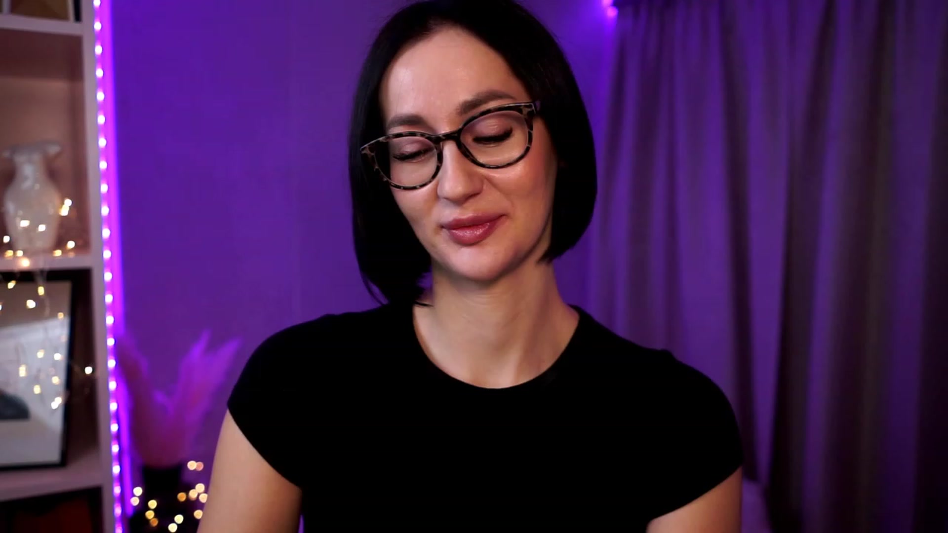 Gallery image thumbnail from Queen_Dasha's myfreecams stream on, 11/29/2023, 18:19 image 3 of 20
