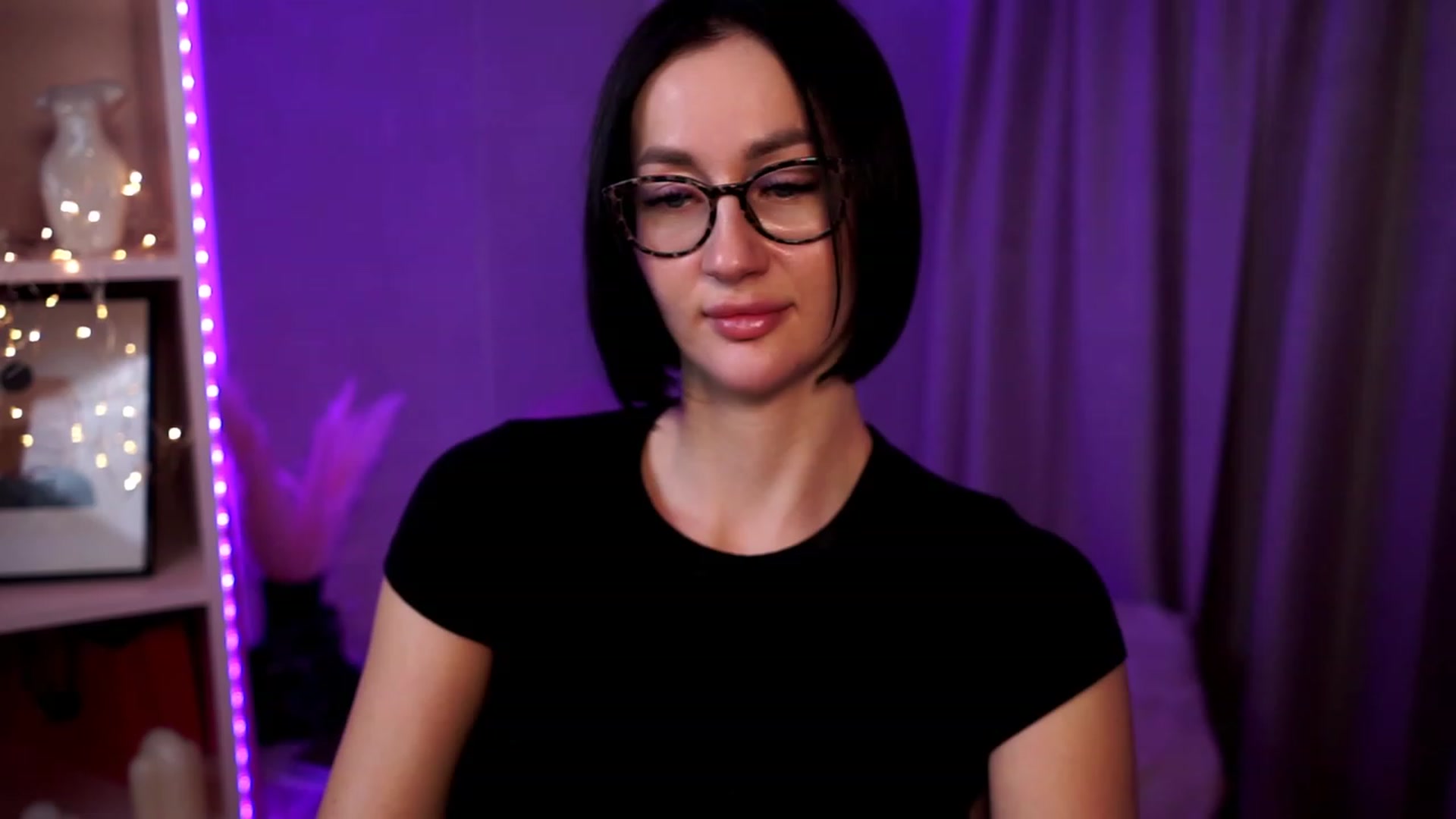 Gallery image thumbnail from Queen_Dasha's myfreecams stream on, 11/29/2023, 22:36 image 1 of 20