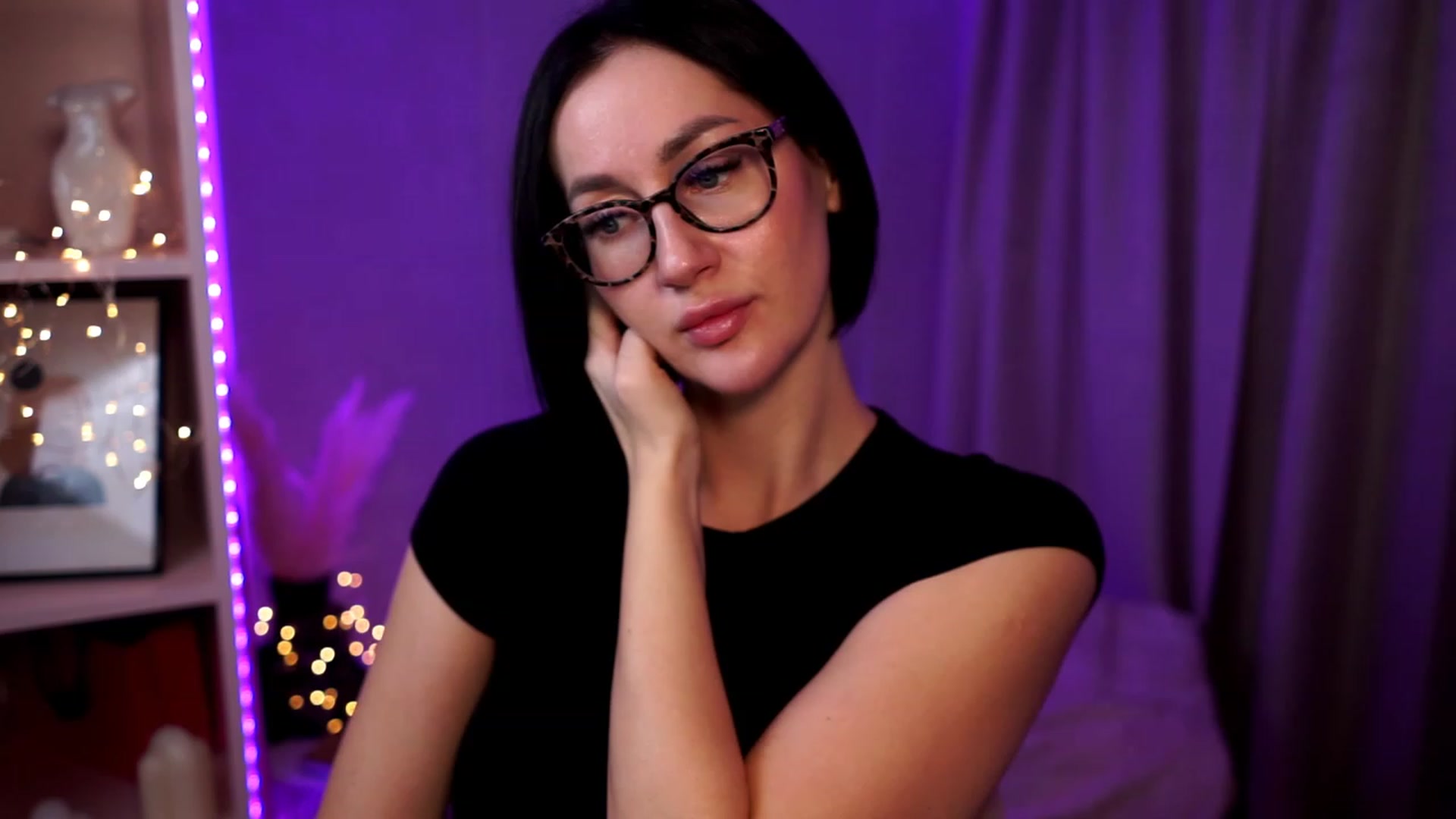 Gallery image thumbnail from Queen_Dasha's myfreecams stream on, 11/29/2023, 22:36 image 6 of 20