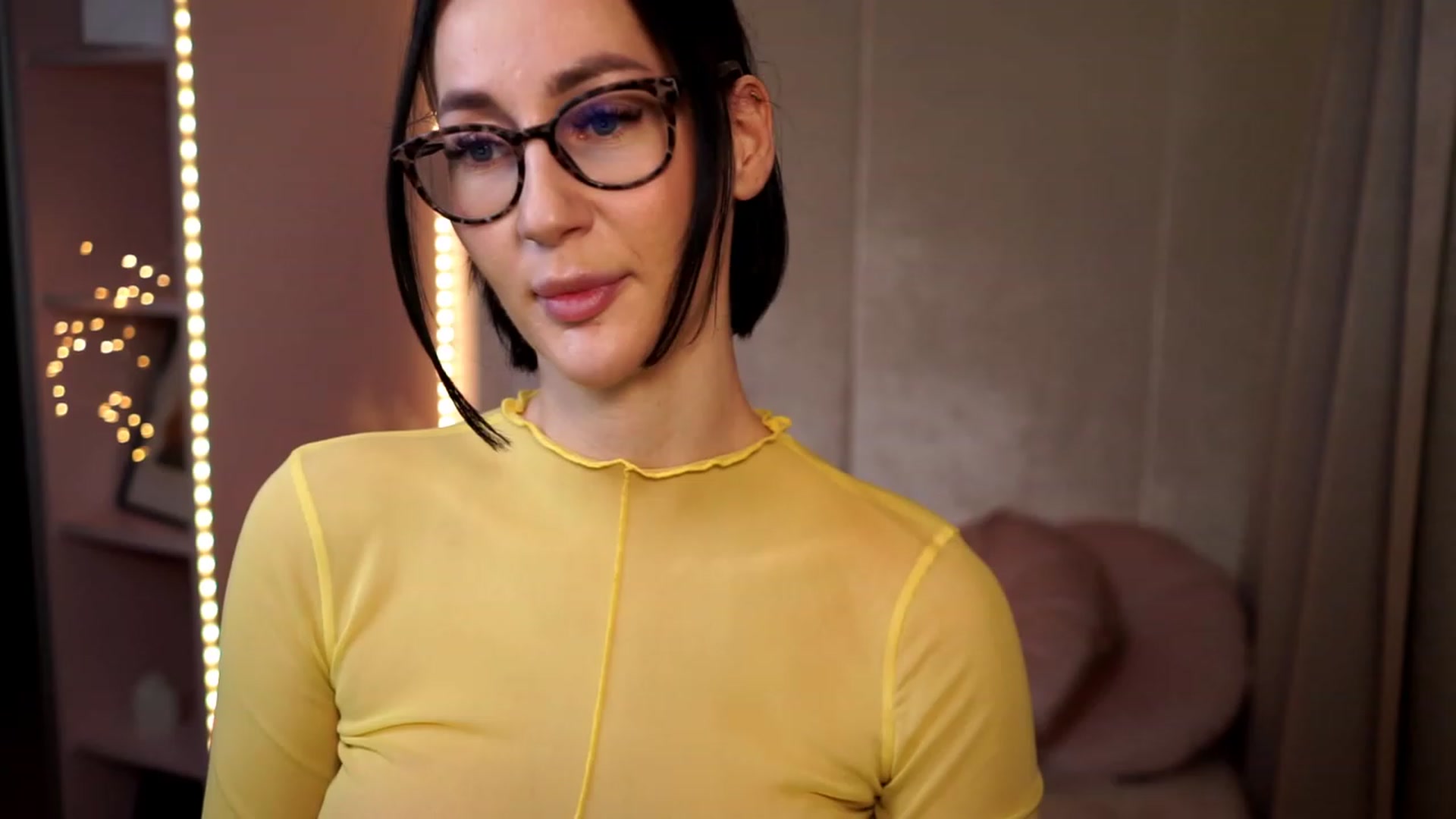 Gallery image thumbnail from Queen_Dasha's myfreecams stream on, 12/09/2023, 19:44 image 15 of 20