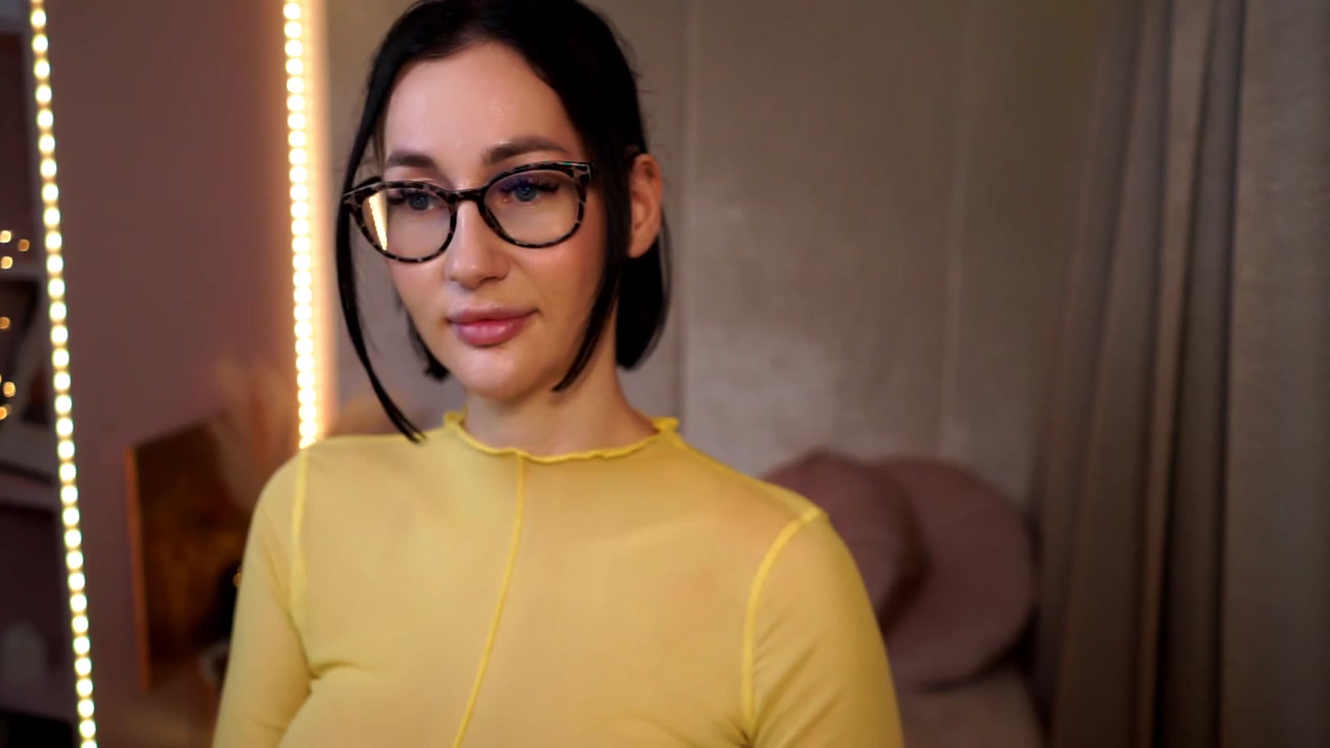 Gallery image thumbnail from Queen_Dasha's myfreecams stream on, 12/09/2023, 19:44 image 13 of 20