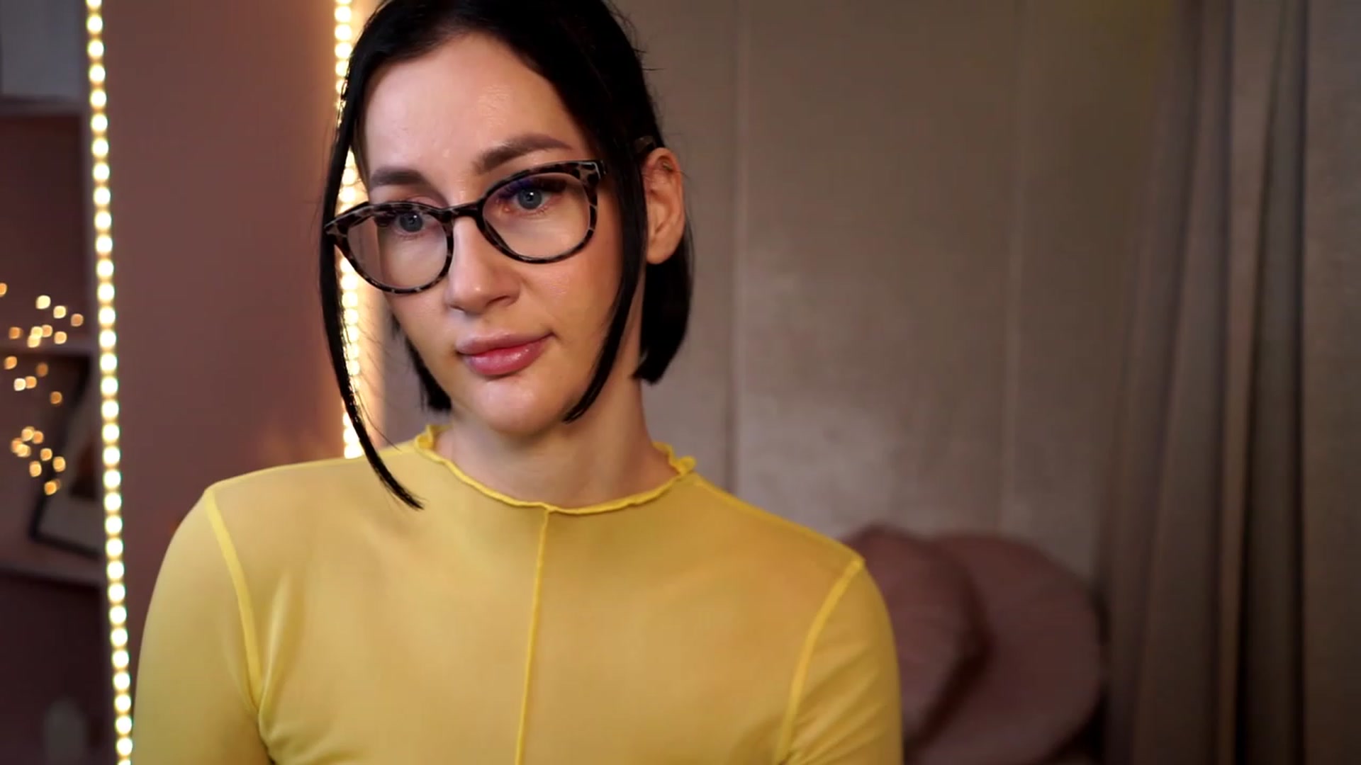 Gallery image thumbnail from Queen_Dasha's myfreecams stream on, 12/09/2023, 19:44 image 6 of 20