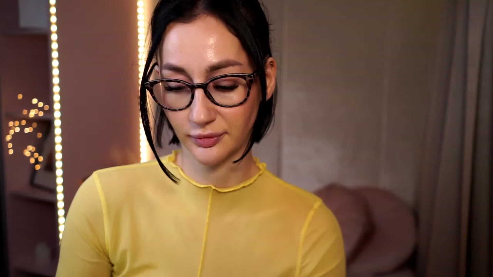 Gallery image thumbnail from Queen_Dasha's myfreecams stream on, 12/09/2023, 19:44 image 17 of 20