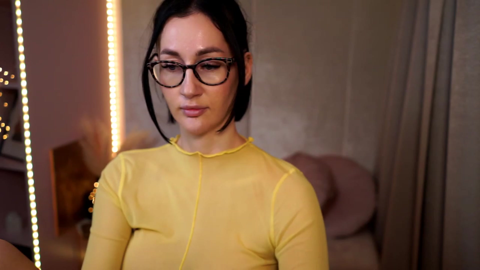 Gallery image thumbnail from Queen_Dasha's myfreecams stream on, 12/09/2023, 20:51 image 14 of 20