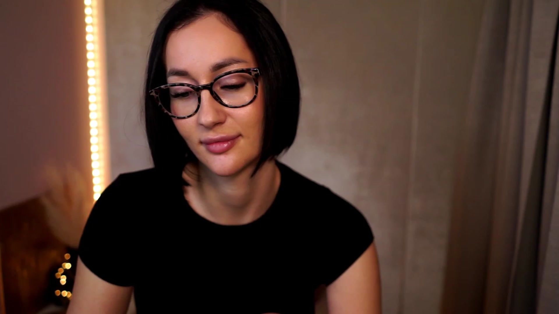 Gallery image thumbnail from Queen_Dasha's myfreecams stream on, 12/11/2023, 20:17 image 9 of 20