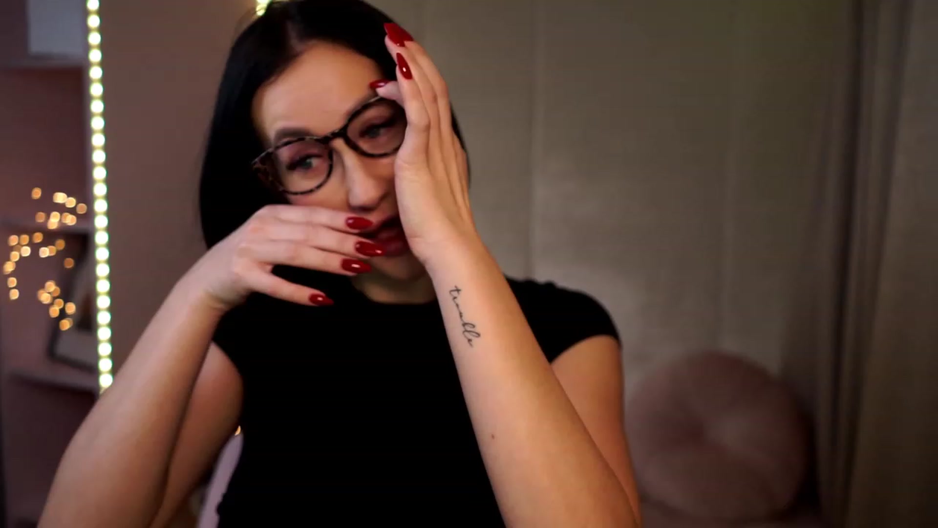Gallery image thumbnail from Queen_Dasha's myfreecams stream on, 12/21/2023, 18:44 image 19 of 20