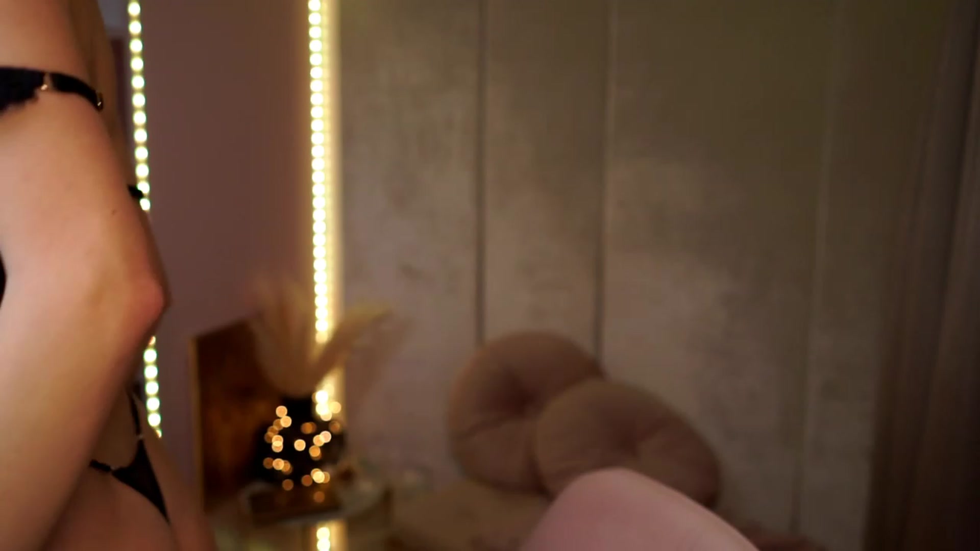 Gallery image thumbnail from Queen_Dasha's myfreecams stream on, 01/05/2024, 21:58 image 11 of 20