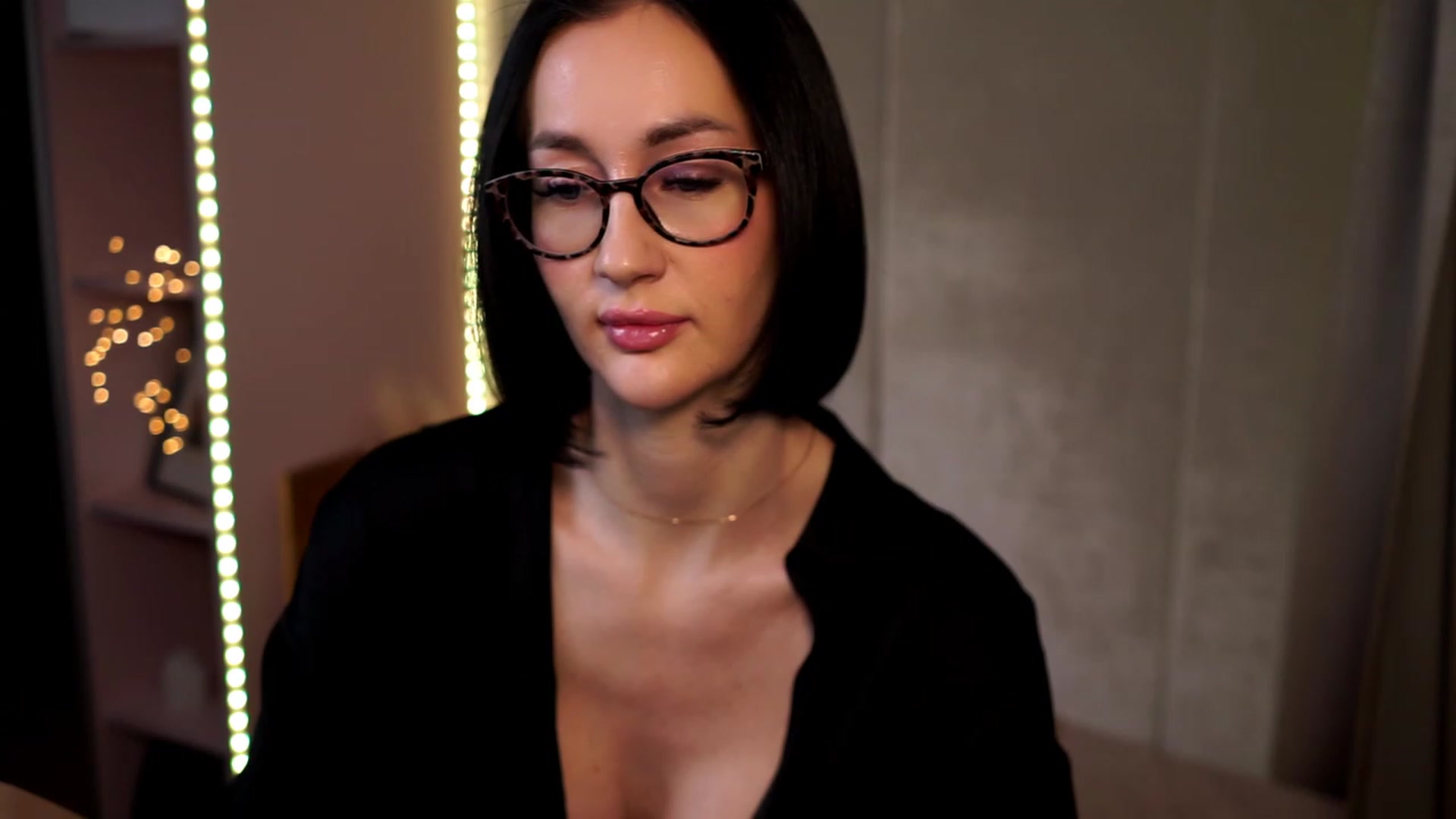 Gallery image thumbnail from Queen_Dasha's myfreecams stream on, 01/28/2024, 14:52 image 10 of 20