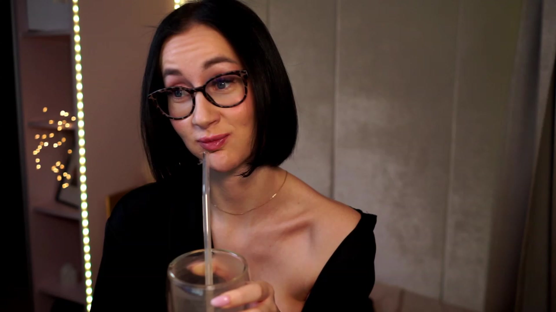 Gallery image thumbnail from Queen_Dasha's myfreecams stream on, 01/28/2024, 14:52 image 11 of 20
