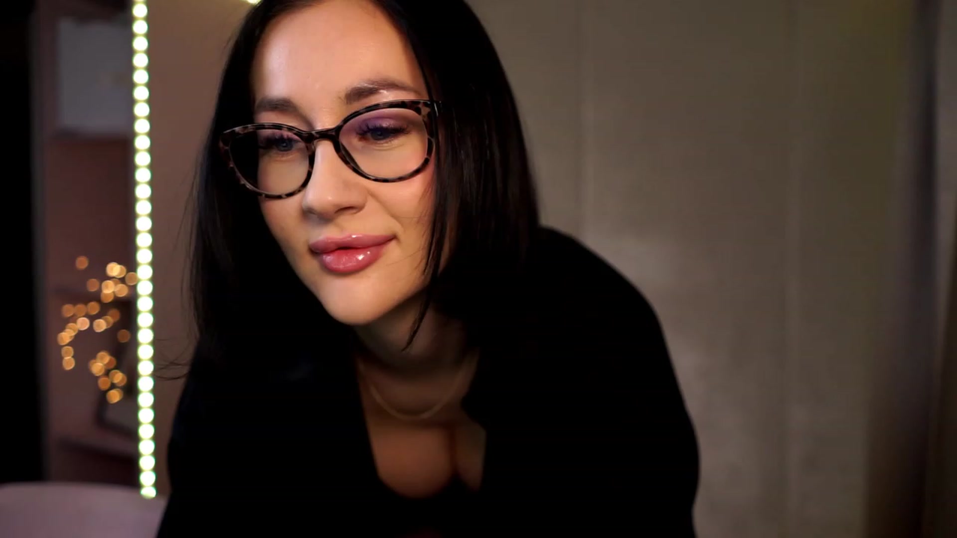 Gallery image thumbnail from Queen_Dasha's myfreecams stream on, 01/29/2024, 18:36 image 14 of 20