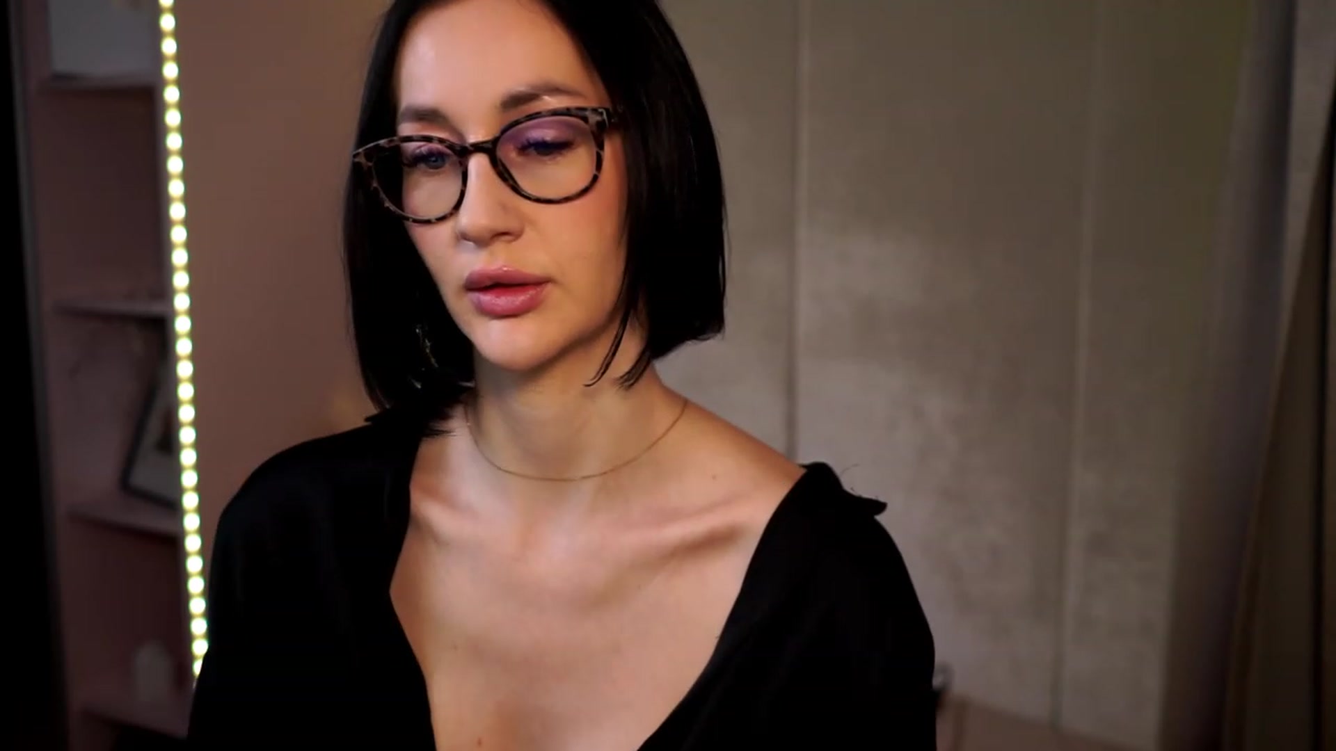 Gallery image thumbnail from Queen_Dasha's myfreecams stream on, 01/29/2024, 19:55 image 12 of 20