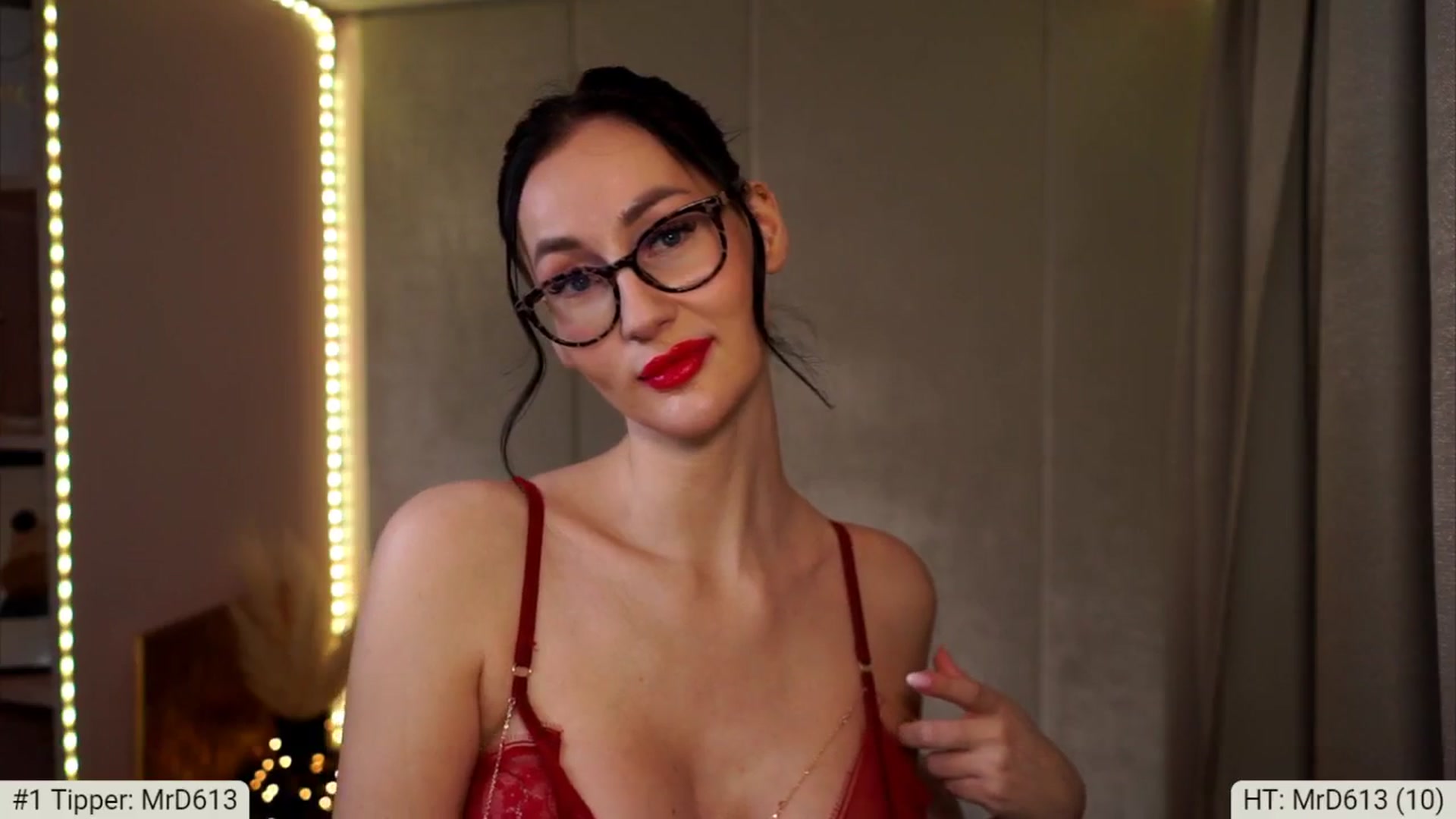 Gallery image thumbnail from Queen_Dasha's myfreecams stream on, 03/15/2024, 19:48 image 12 of 20