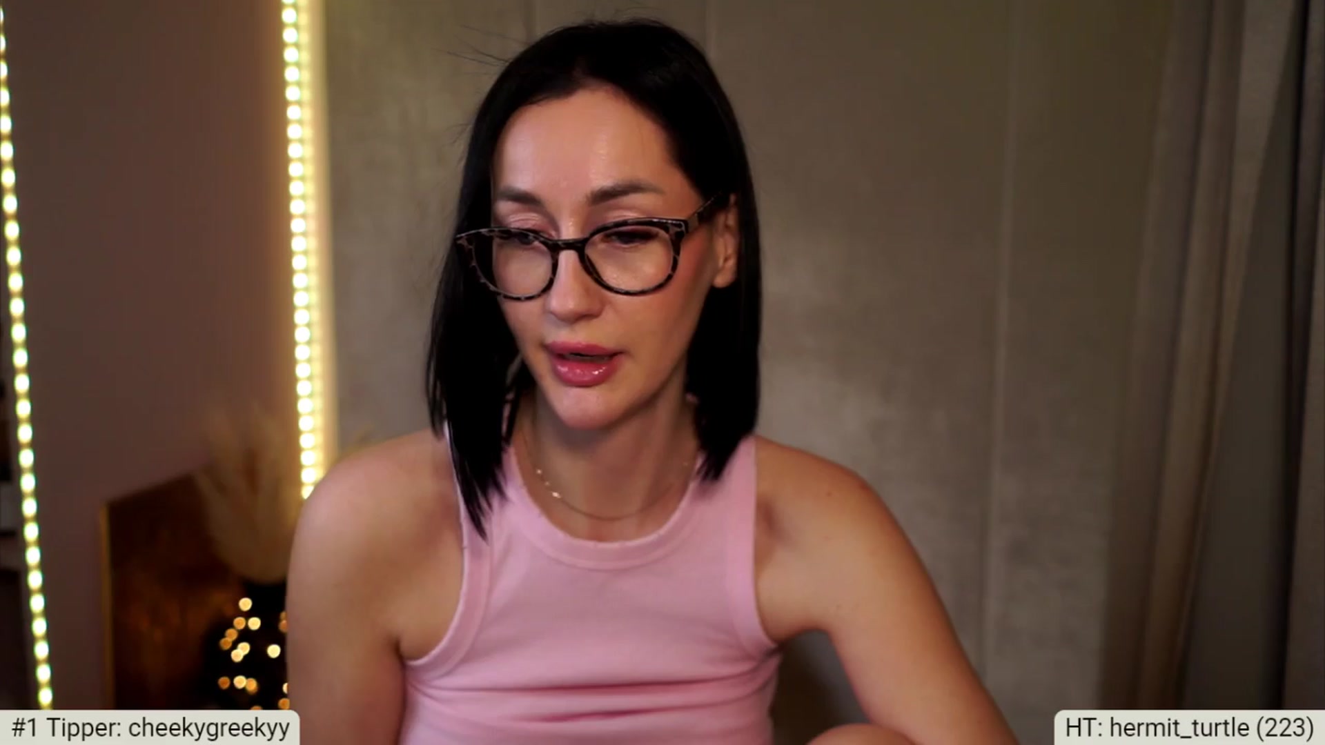 Gallery image thumbnail from Queen_Dasha's myfreecams stream on, 03/21/2024, 21:42 image 9 of 20