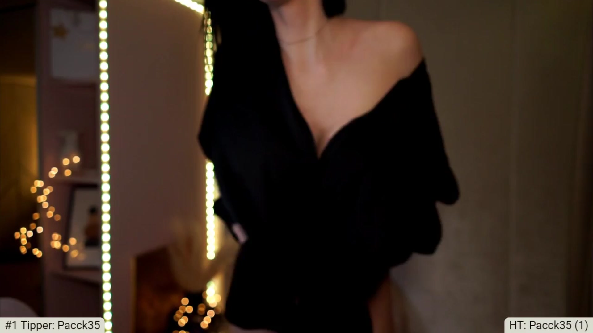 Gallery image thumbnail from Queen_Dasha's myfreecams stream on, 03/25/2024, 21:11 image 6 of 20