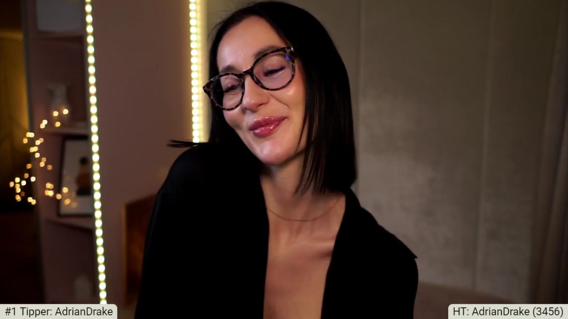 Gallery image thumbnail from Queen_Dasha's myfreecams stream on, 03/25/2024, 22:58 image 18 of 20