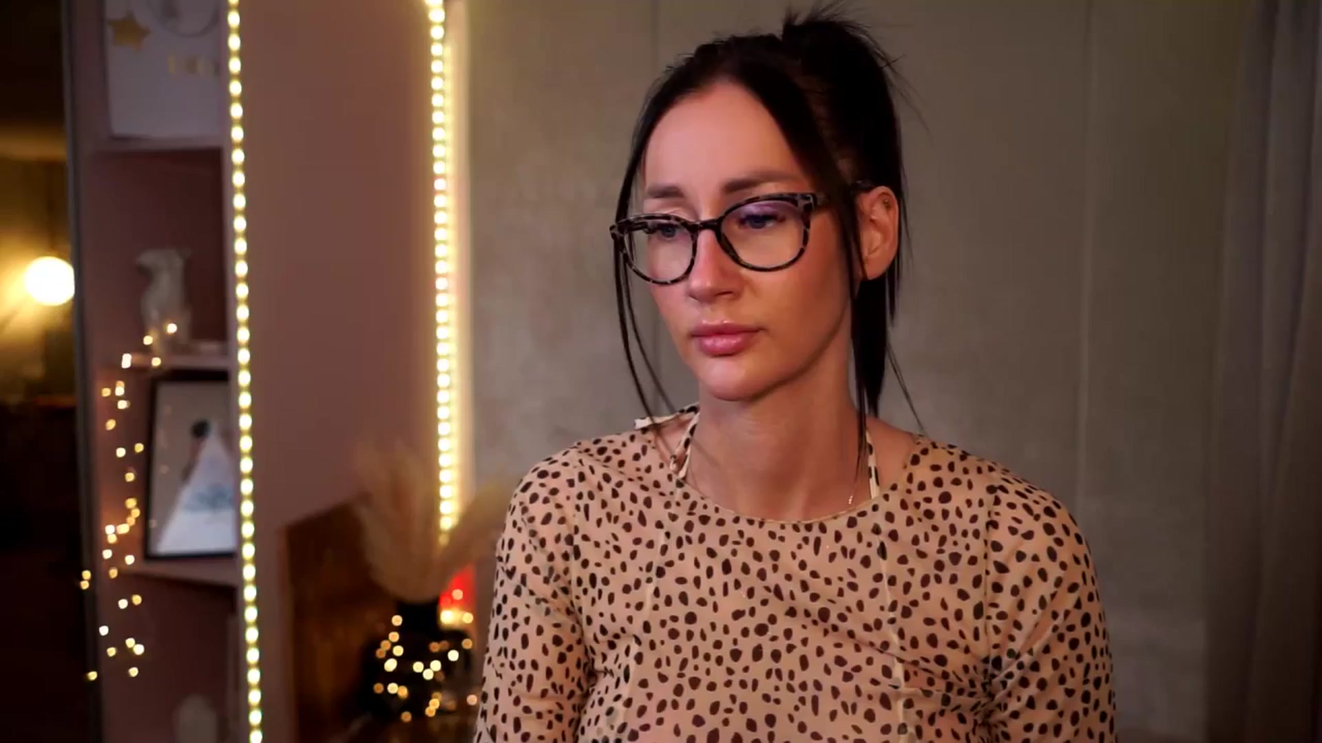 Gallery image thumbnail from Queen_Dasha's myfreecams stream on, 08/01/2024, 24:07 image 19 of 20