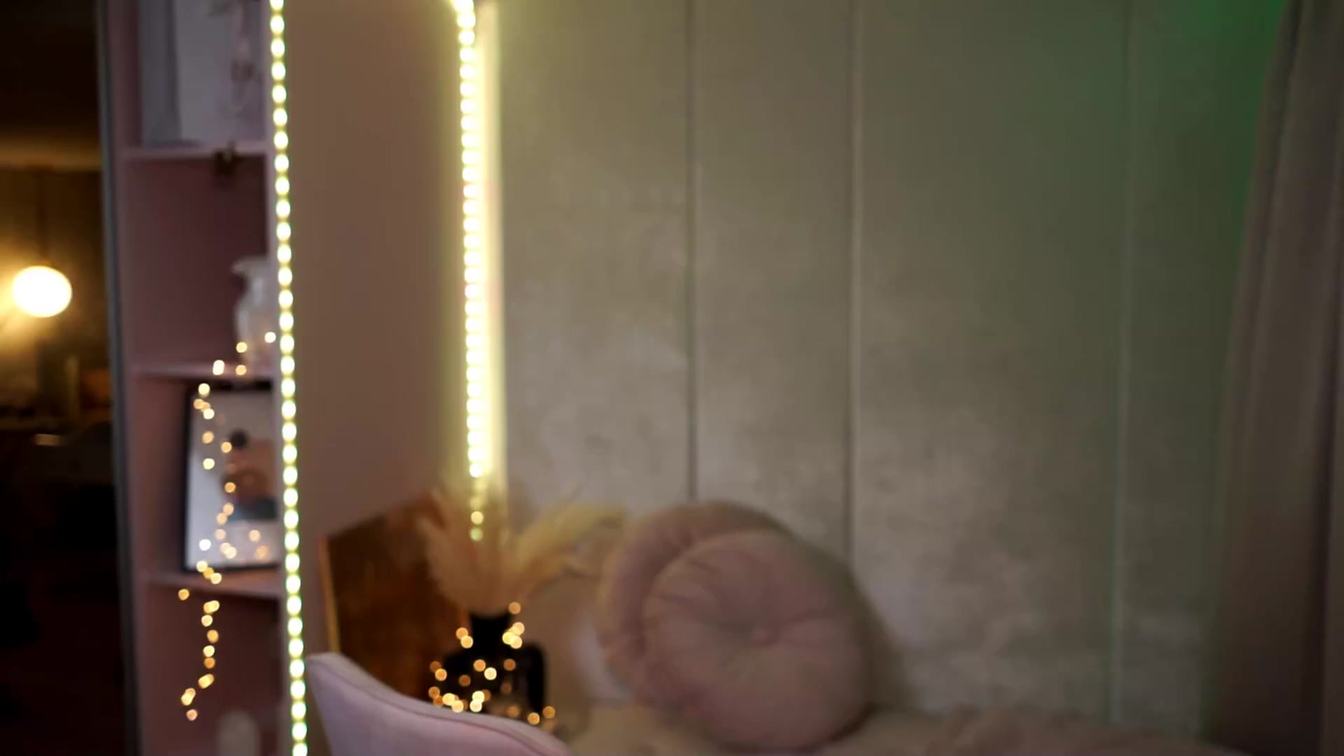 Gallery image thumbnail from Queen_Dasha's myfreecams stream on, 09/12/2024, 20:54 image 8 of 20
