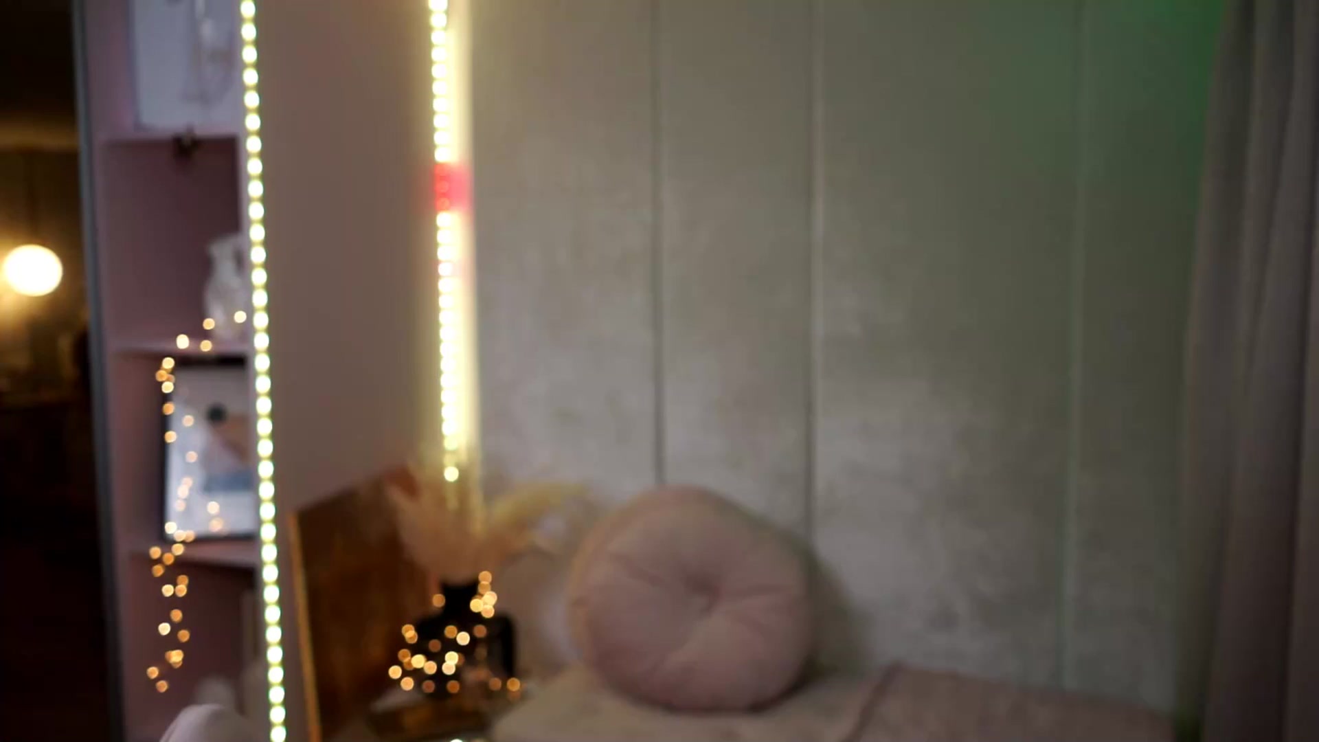 Gallery image thumbnail from Queen_Dasha's myfreecams stream on, 11/13/2024, 21:19 image 16 of 20