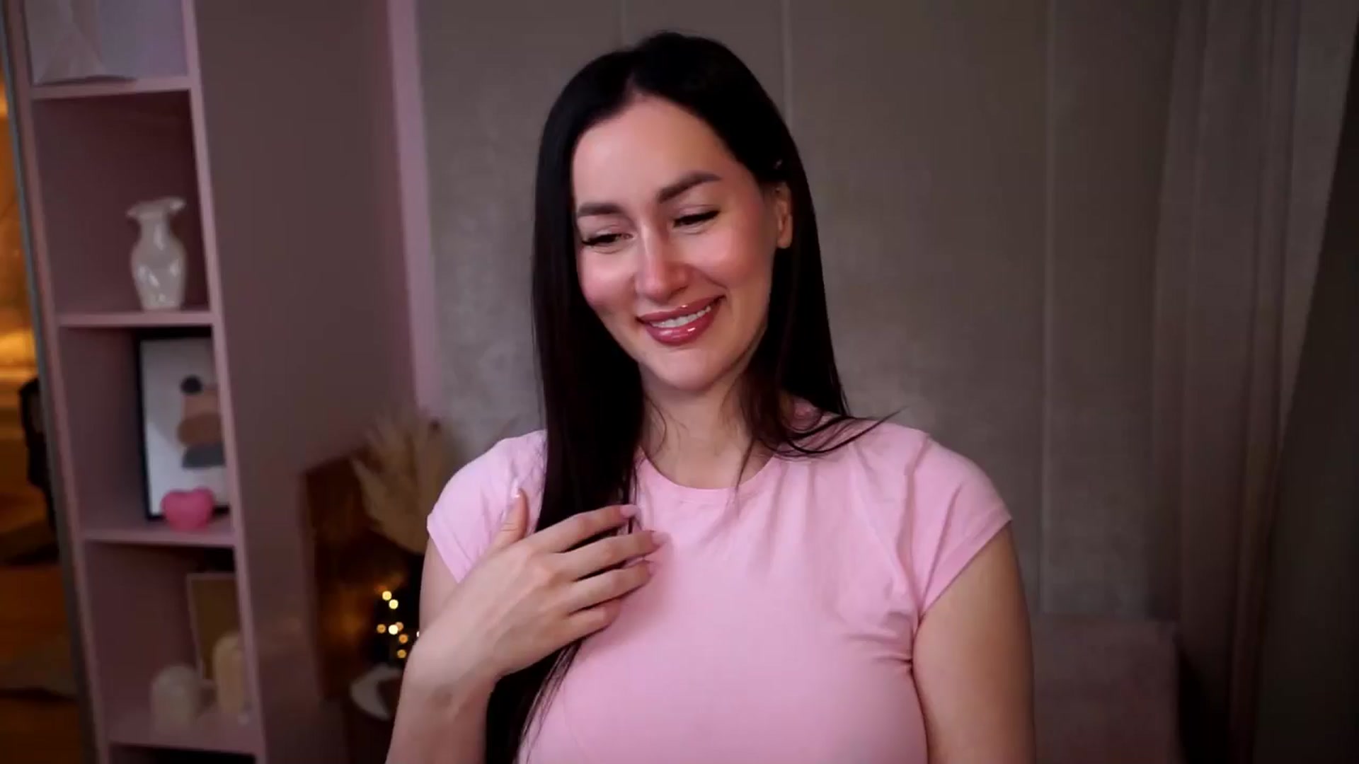 Gallery image thumbnail from Queen_Dasha's myfreecams stream on, 07/18/2025, 17:36 image 12 of 20