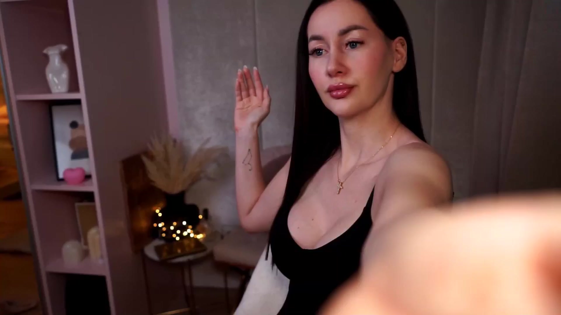 Gallery image thumbnail from Queen_Dasha's myfreecams stream on, 07/26/2025, 18:47 image 2 of 20