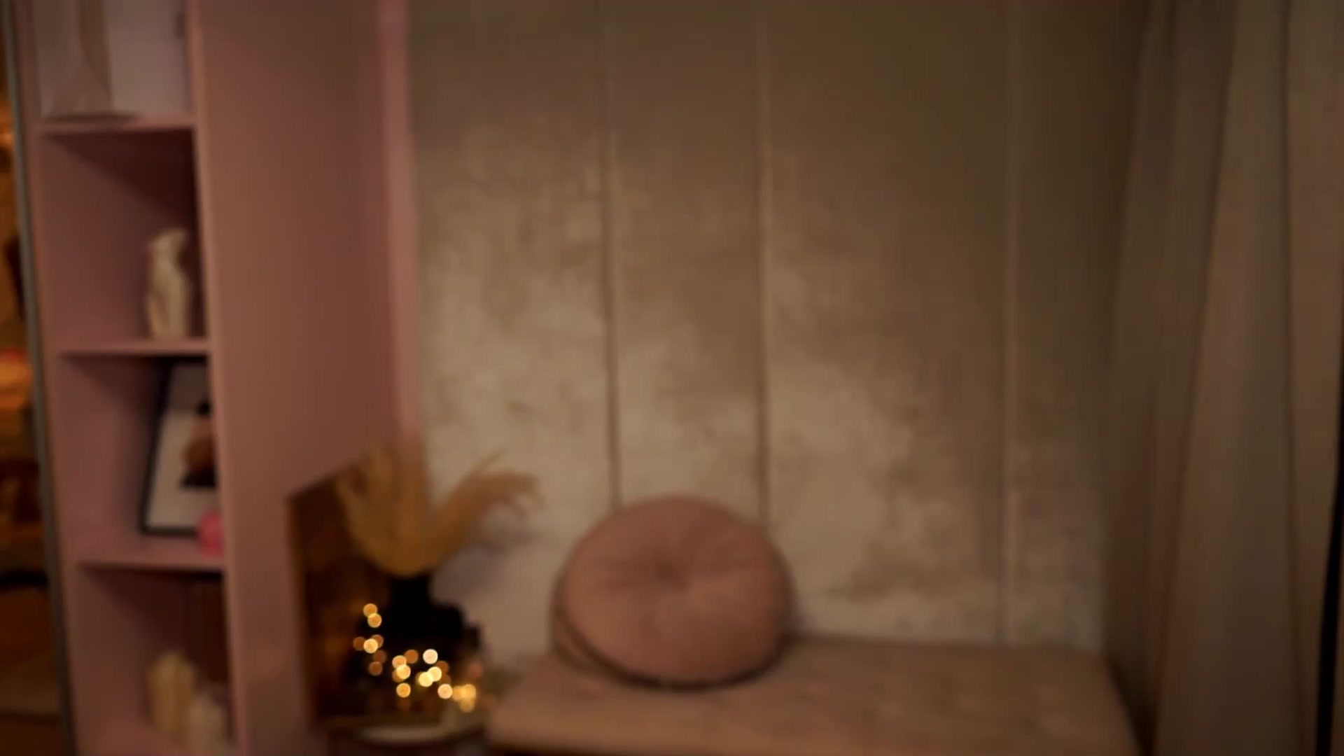 Gallery image thumbnail from Queen_Dasha's myfreecams stream on, 10/04/2025, 20:44 image 7 of 20