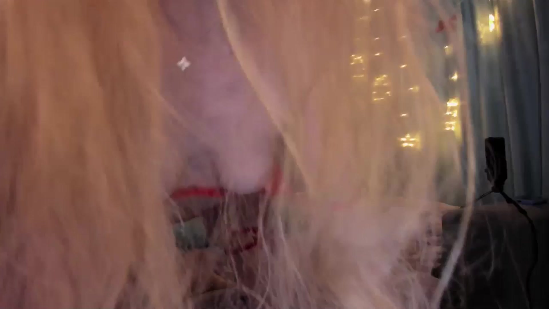 Gallery image thumbnail from Queen__Diana's myfreecams stream on, 12/19/2025, 05:23 image 1 of 20