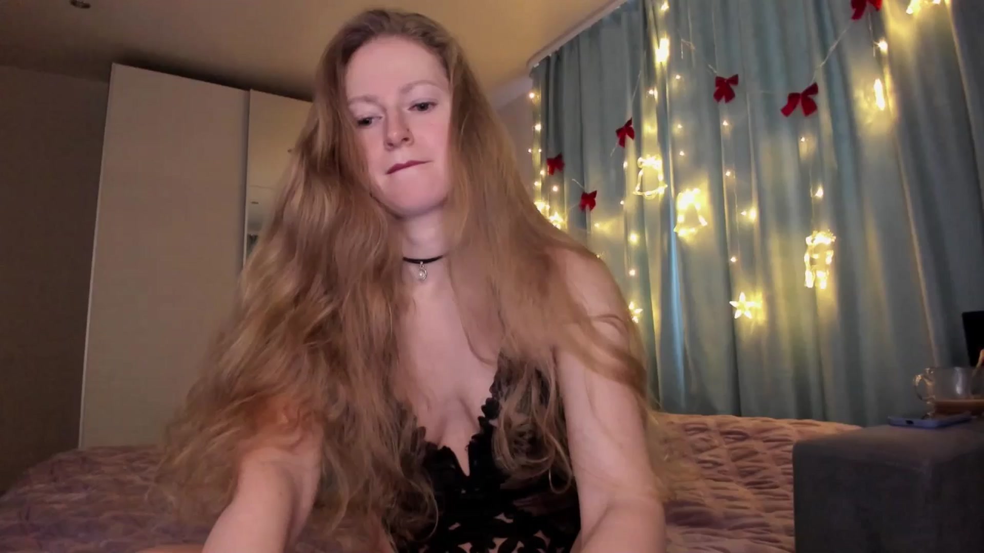 Gallery image thumbnail from Queen__Diana's myfreecams stream on, 12/20/2025, 04:41 image 14 of 20