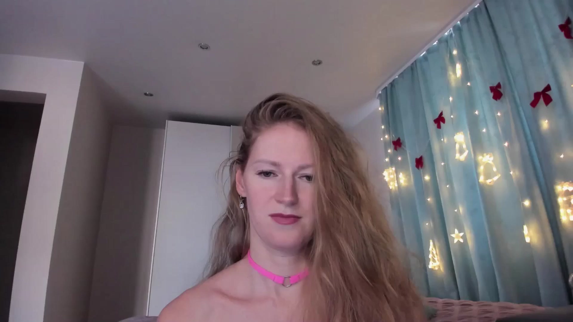 Gallery image thumbnail from Queen__Diana's myfreecams stream on, 01/31/2026, 07:19 image 16 of 20