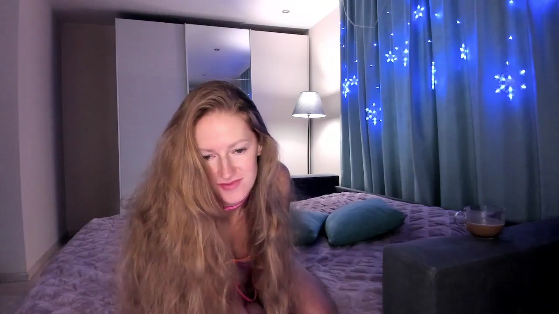 Gallery image thumbnail from Queen__Diana's myfreecams stream on, 02/11/2026, 04:33 image 5 of 20