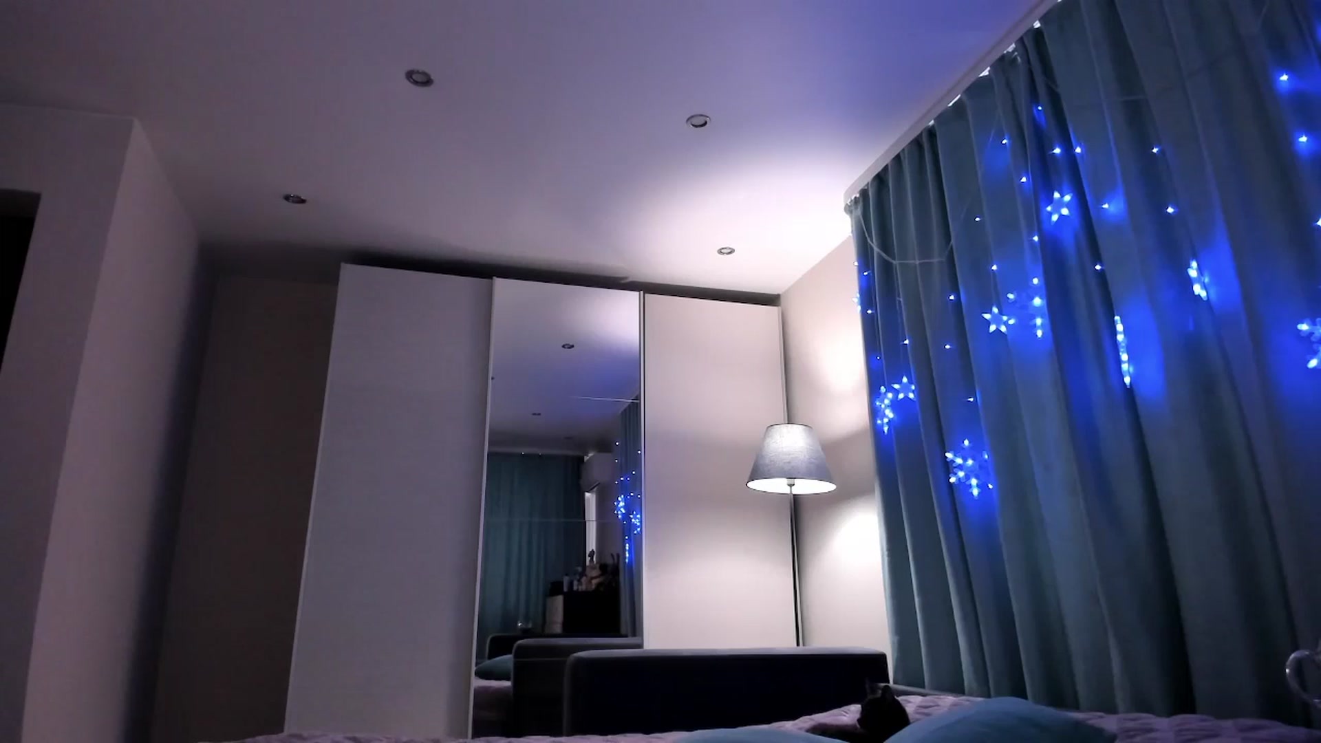 Gallery image thumbnail from Queen__Diana's myfreecams stream on, 02/11/2026, 04:33 image 19 of 20