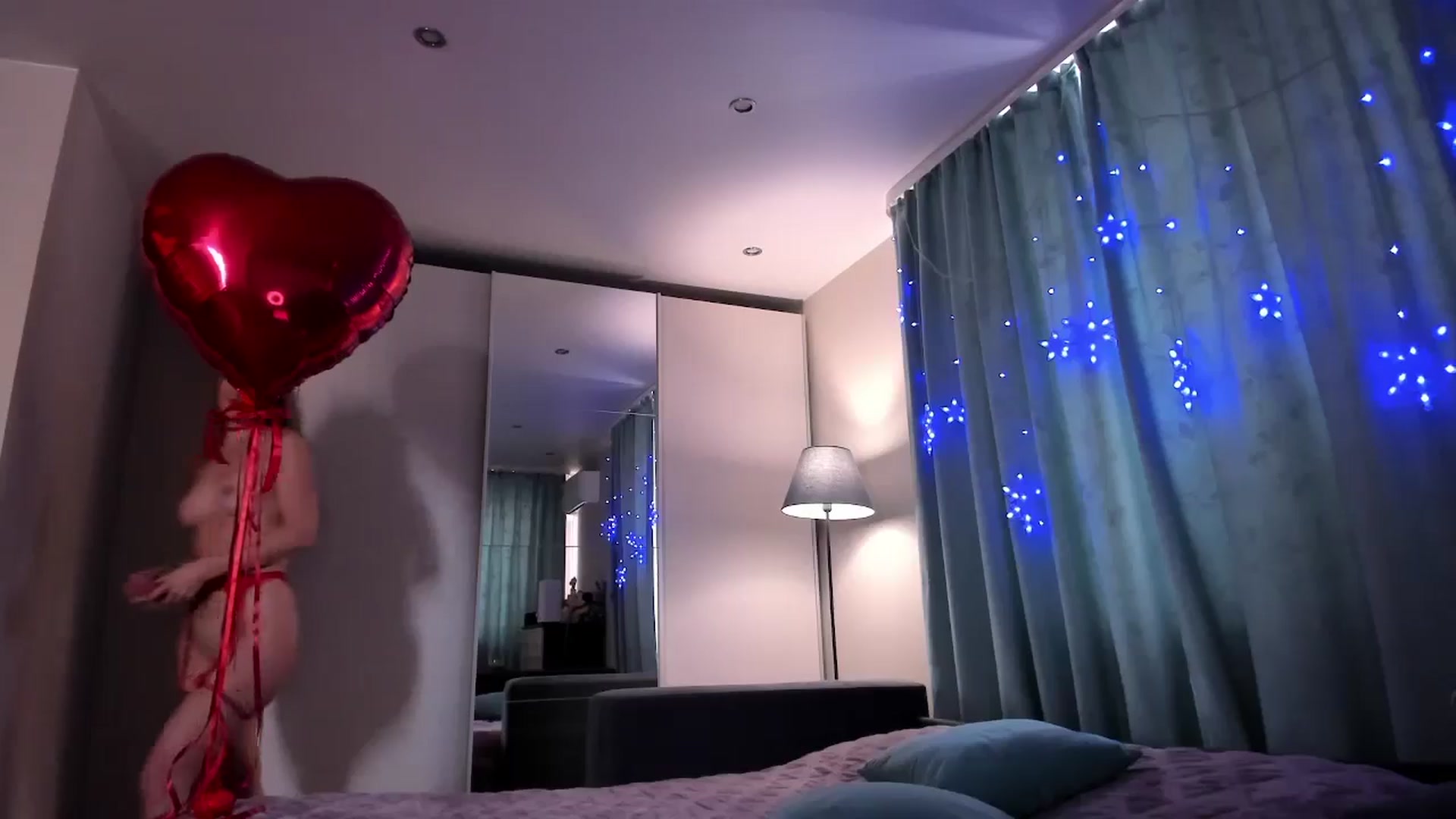 Gallery image thumbnail from Queen__Diana's myfreecams stream on, 02/14/2026, 07:31 image 4 of 20