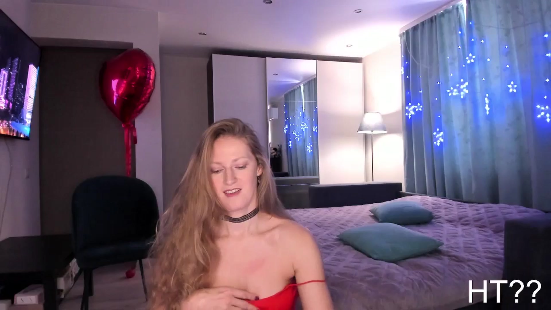Gallery image thumbnail from Queen__Diana's myfreecams stream on, 02/15/2026, 07:12 image 4 of 20