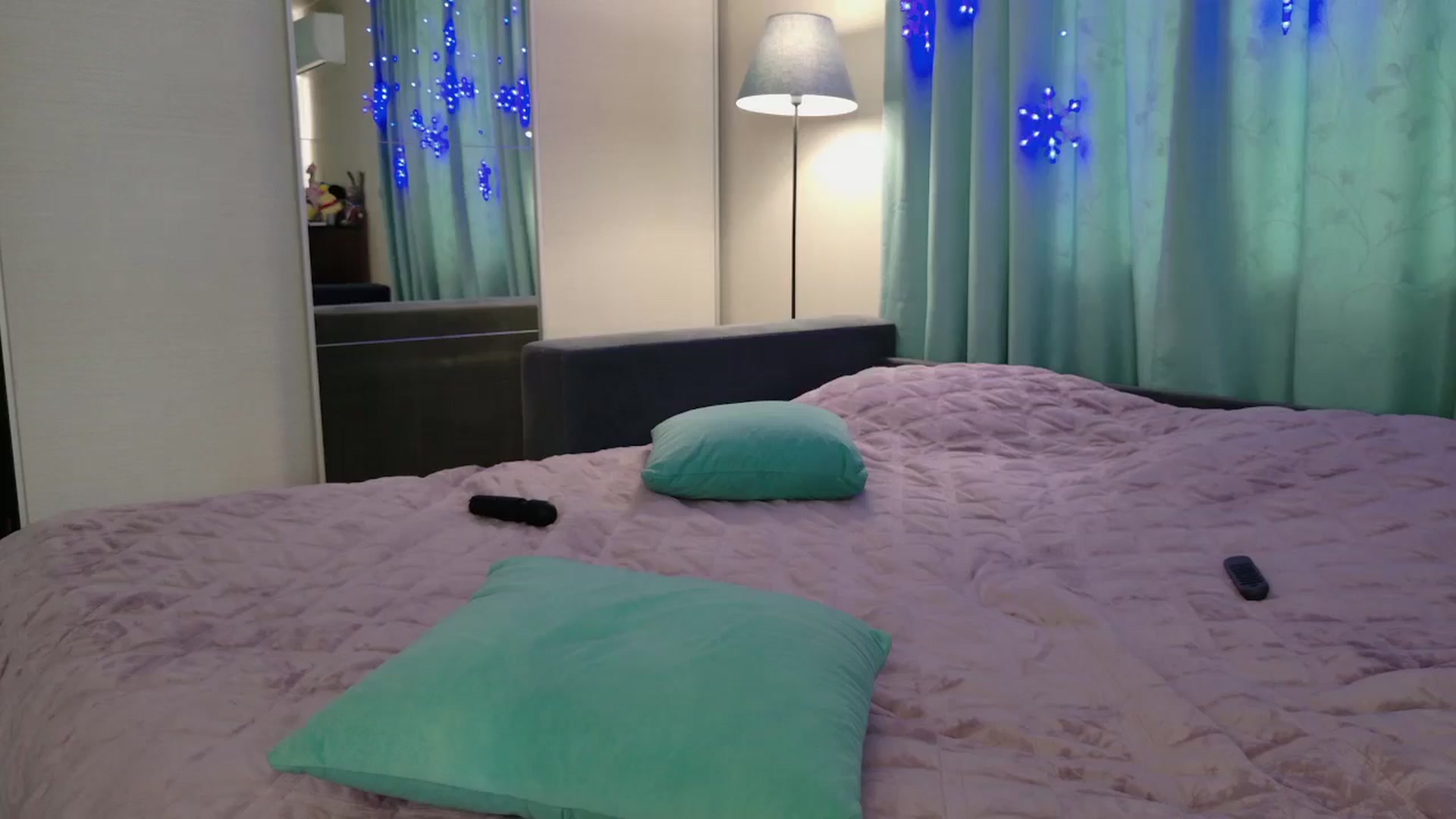 Gallery image thumbnail from Queen__Diana's myfreecams stream on, 03/09/2026, 04:17 image 19 of 20