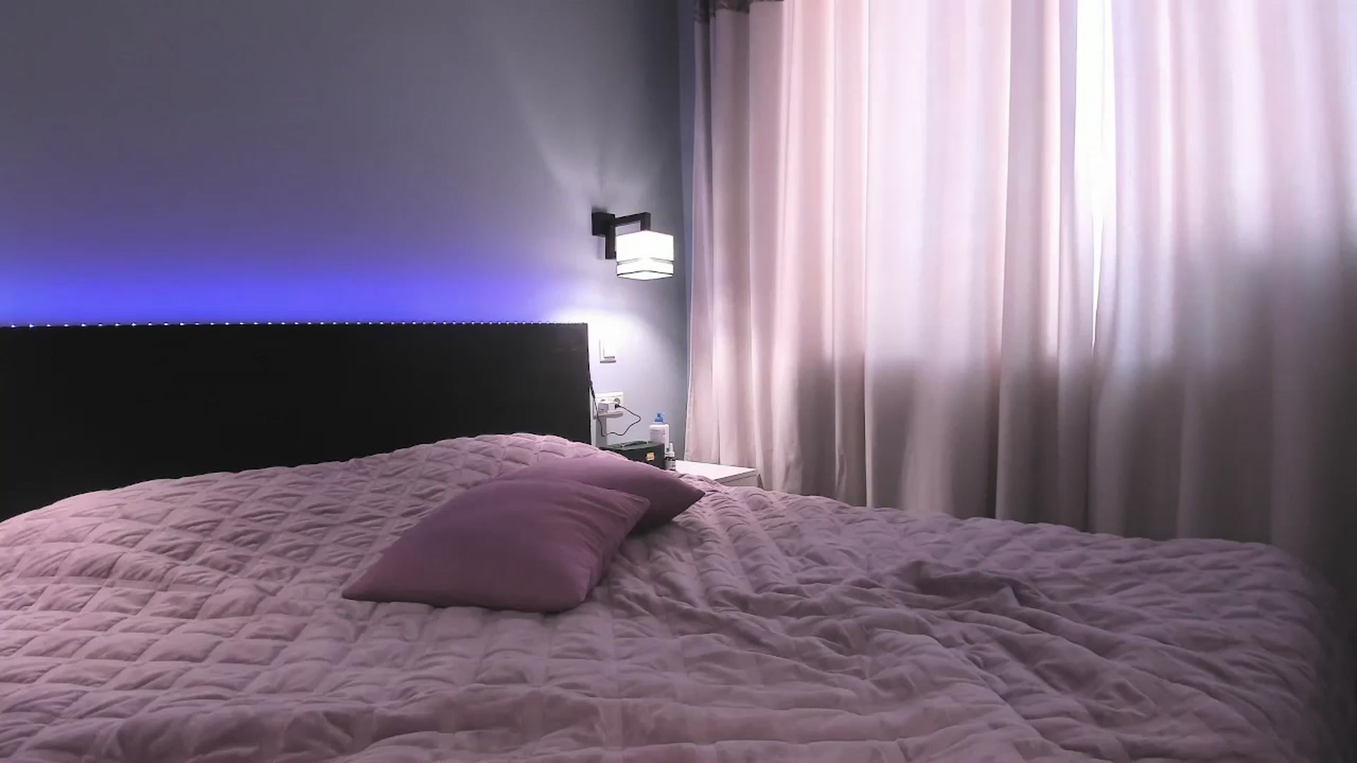 Gallery image thumbnail from Queen__Diana's myfreecams stream on, 04/05/2026, 05:28 image 9 of 20
