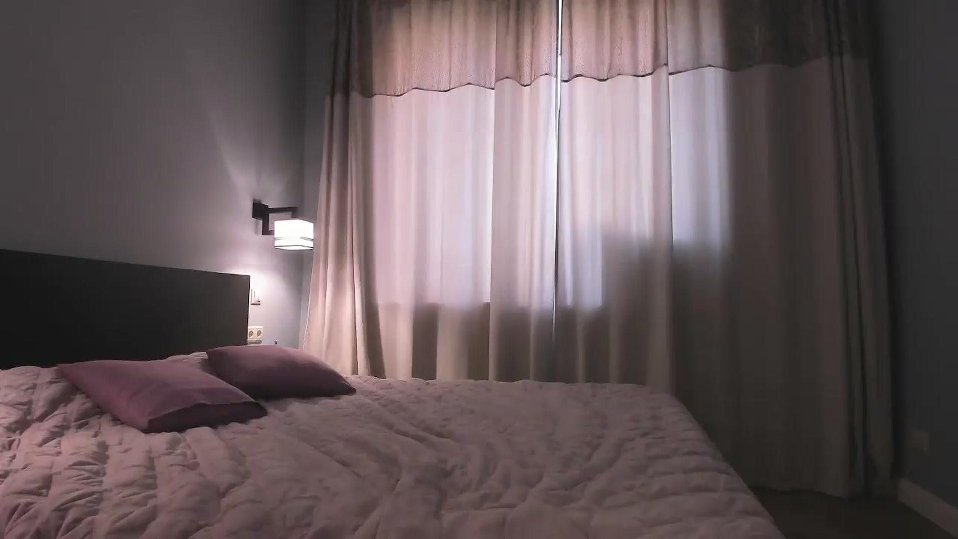 Gallery image thumbnail from Queen__Diana's myfreecams stream on, 06/05/2026, 06:50 image 11 of 20