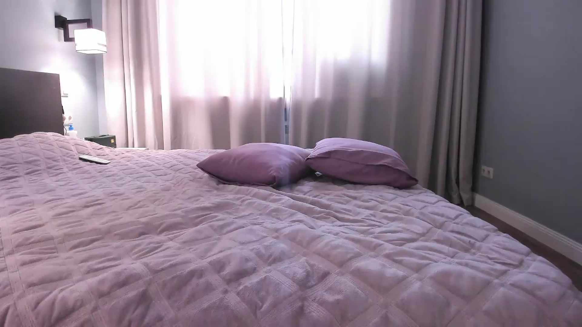 Gallery image thumbnail from Queen__Diana's myfreecams stream on, 06/12/2026, 07:55 image 15 of 20