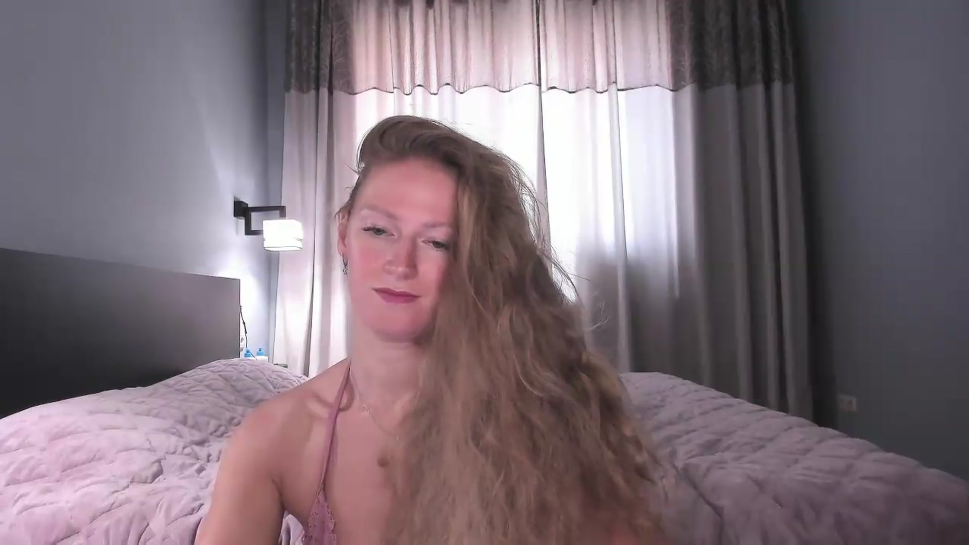 Gallery image thumbnail from Queen__Diana's myfreecams stream on, 07/19/2026, 07:53 image 5 of 20