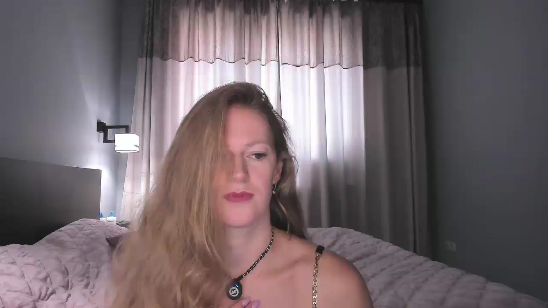 Gallery image thumbnail from Queen__Diana's myfreecams stream on, 07/29/2026, 05:43 image 12 of 20