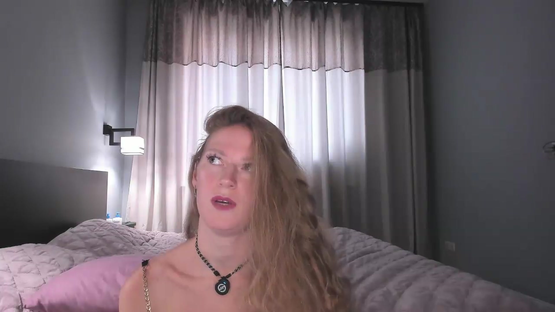 Gallery image thumbnail from Queen__Diana's myfreecams stream on, 07/29/2026, 06:33 image 10 of 20