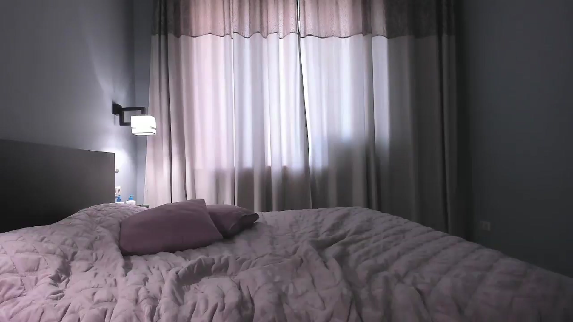 Gallery image thumbnail from Queen__Diana's myfreecams stream on, 08/03/2026, 05:02 image 17 of 20