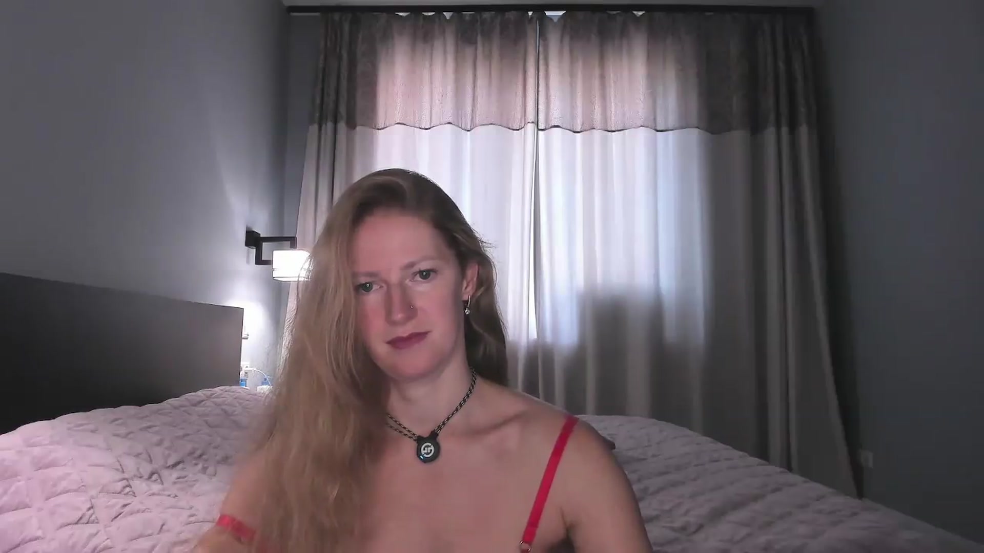 Gallery image thumbnail from Queen__Diana's myfreecams stream on, 08/16/2026, 07:20 image 2 of 20