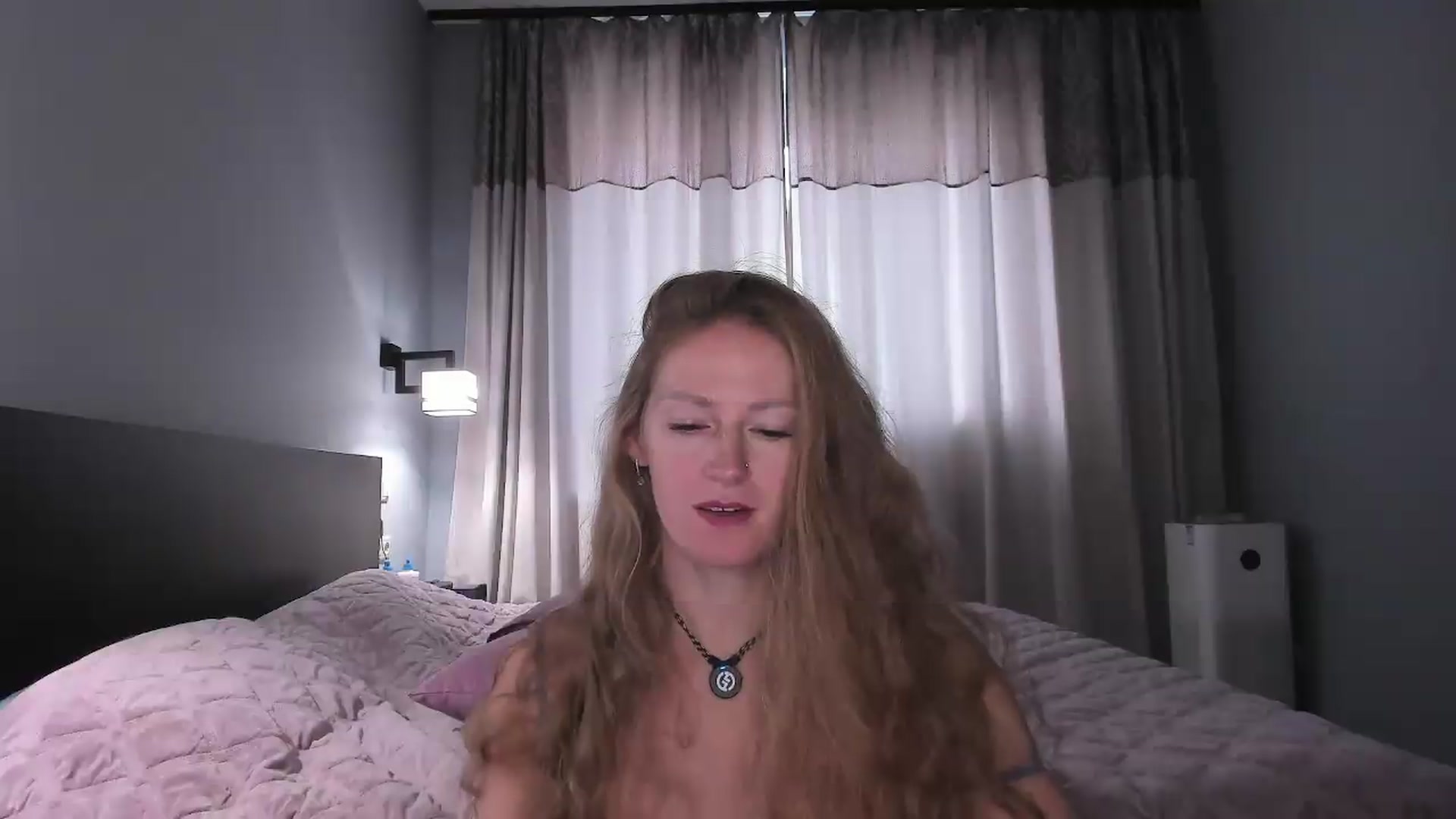 Gallery image thumbnail from Queen__Diana's myfreecams stream on, 09/04/2026, 06:52 image 5 of 20