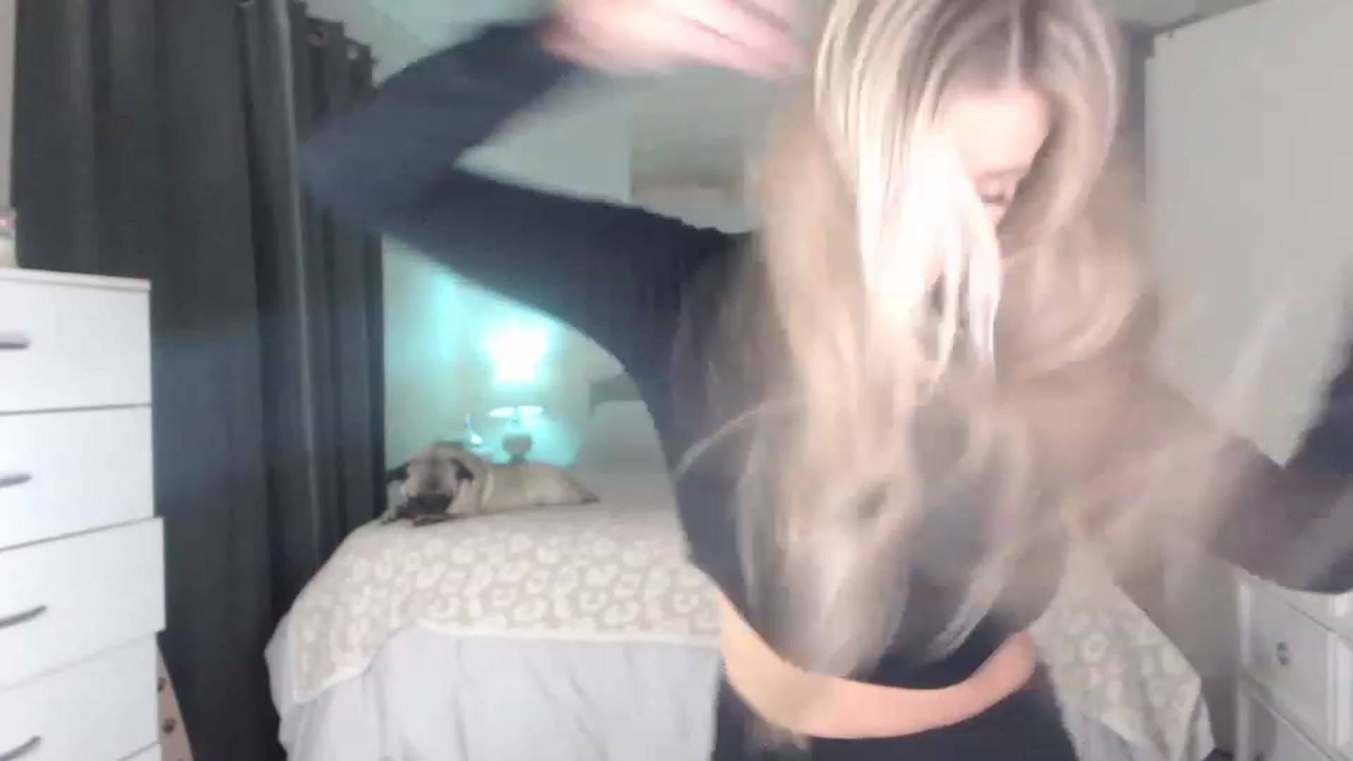 Gallery image thumbnail from Queen_bambii's myfreecams stream on, 11/22/2022, 07:37 image 19 of 20