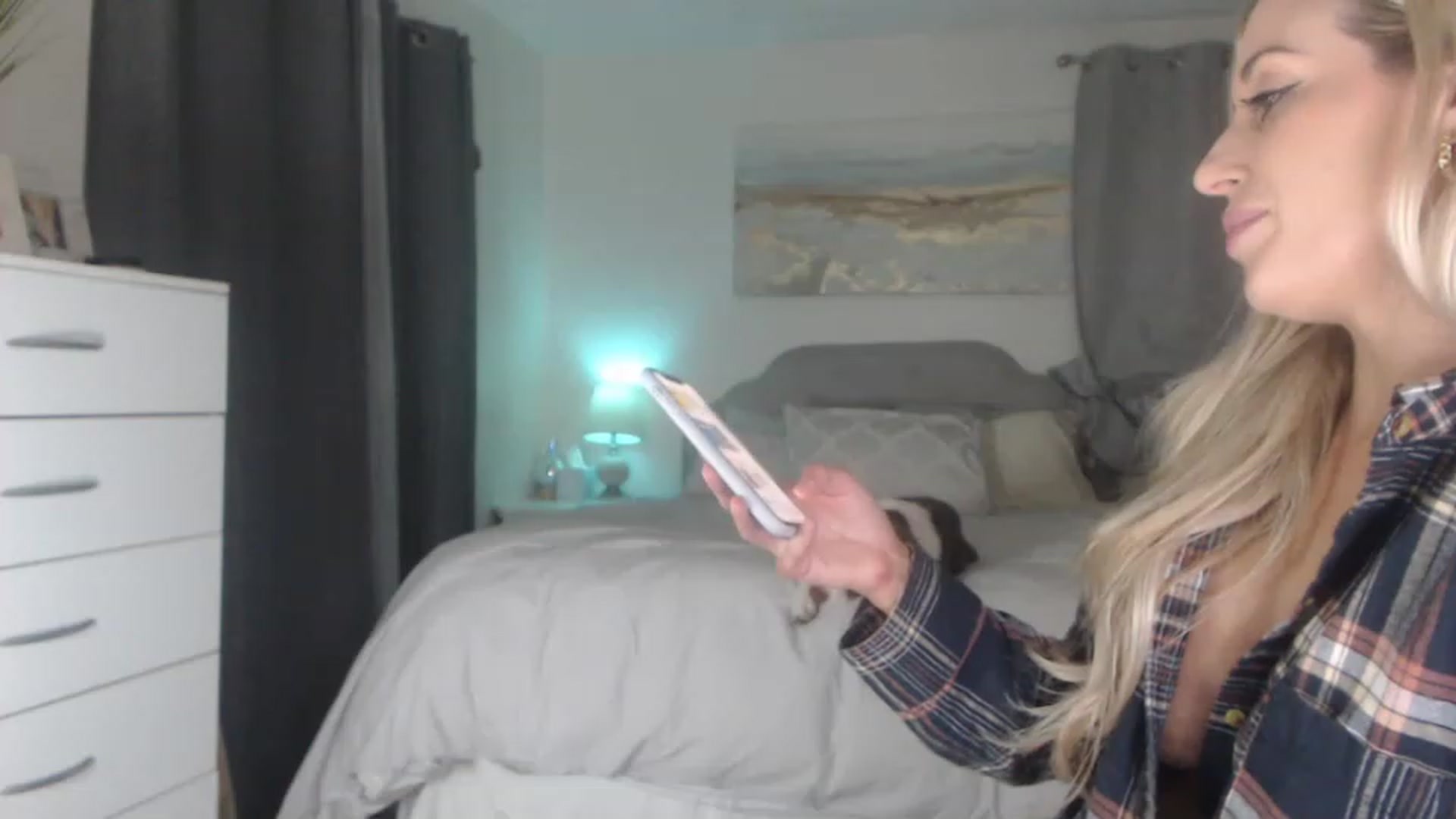 Gallery image thumbnail from Queen_bambii's myfreecams stream on, 12/03/2022, 08:36 image 6 of 20