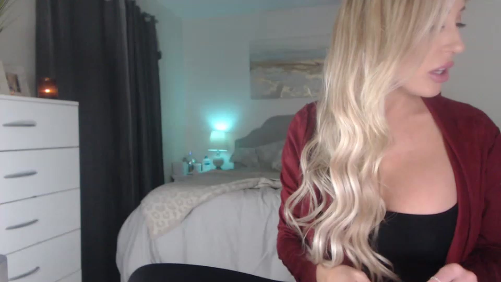 Gallery image thumbnail from Queen_bambii's myfreecams stream on, 12/07/2022, 07:31 image 12 of 20