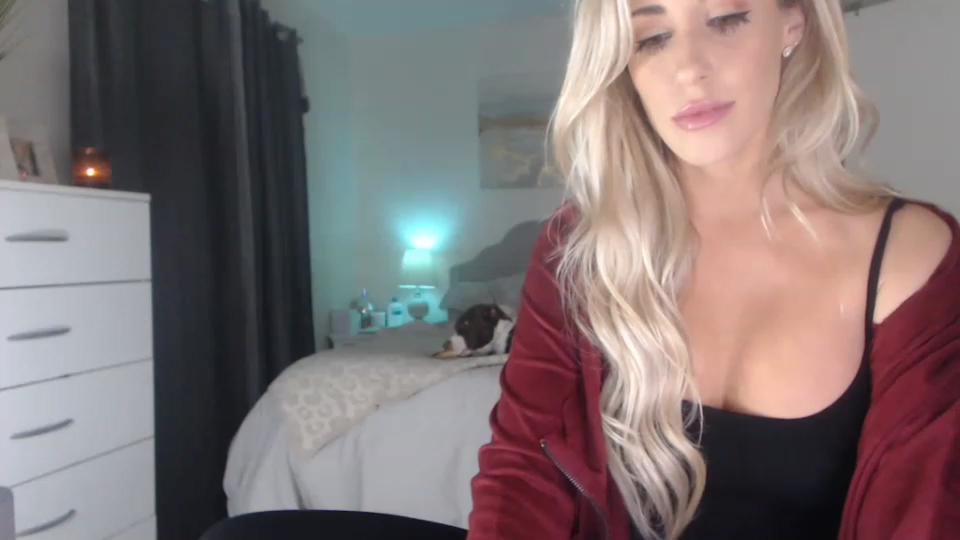 Gallery image thumbnail from Queen_bambii's myfreecams stream on, 12/07/2022, 07:31 image 8 of 20