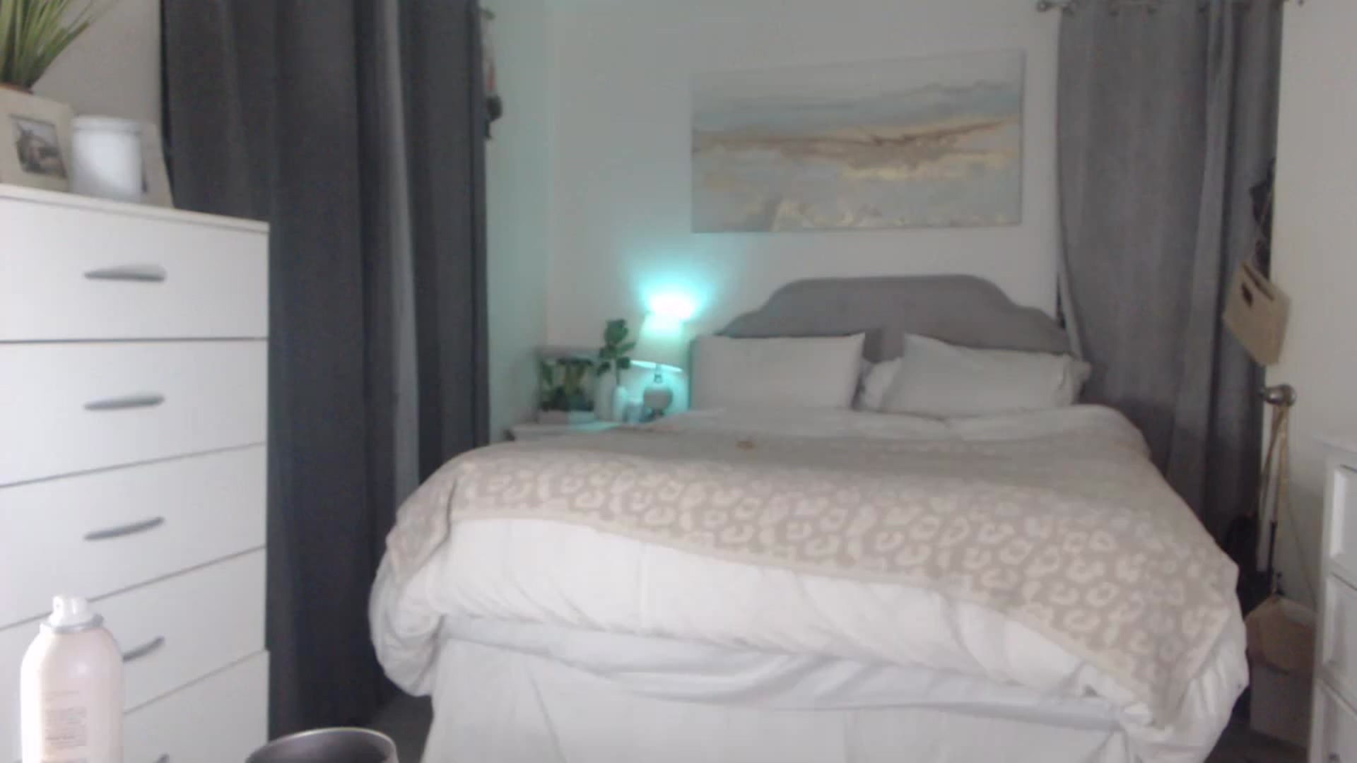 Gallery image thumbnail from Queen_bambii's myfreecams stream on, 01/16/2023, 08:34 image 6 of 20